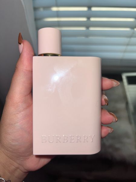 Love the new Burberry for Her Elixir -it last longer and a stronger scent than the original. Plus the bottle is cute! 

#LTKbeauty