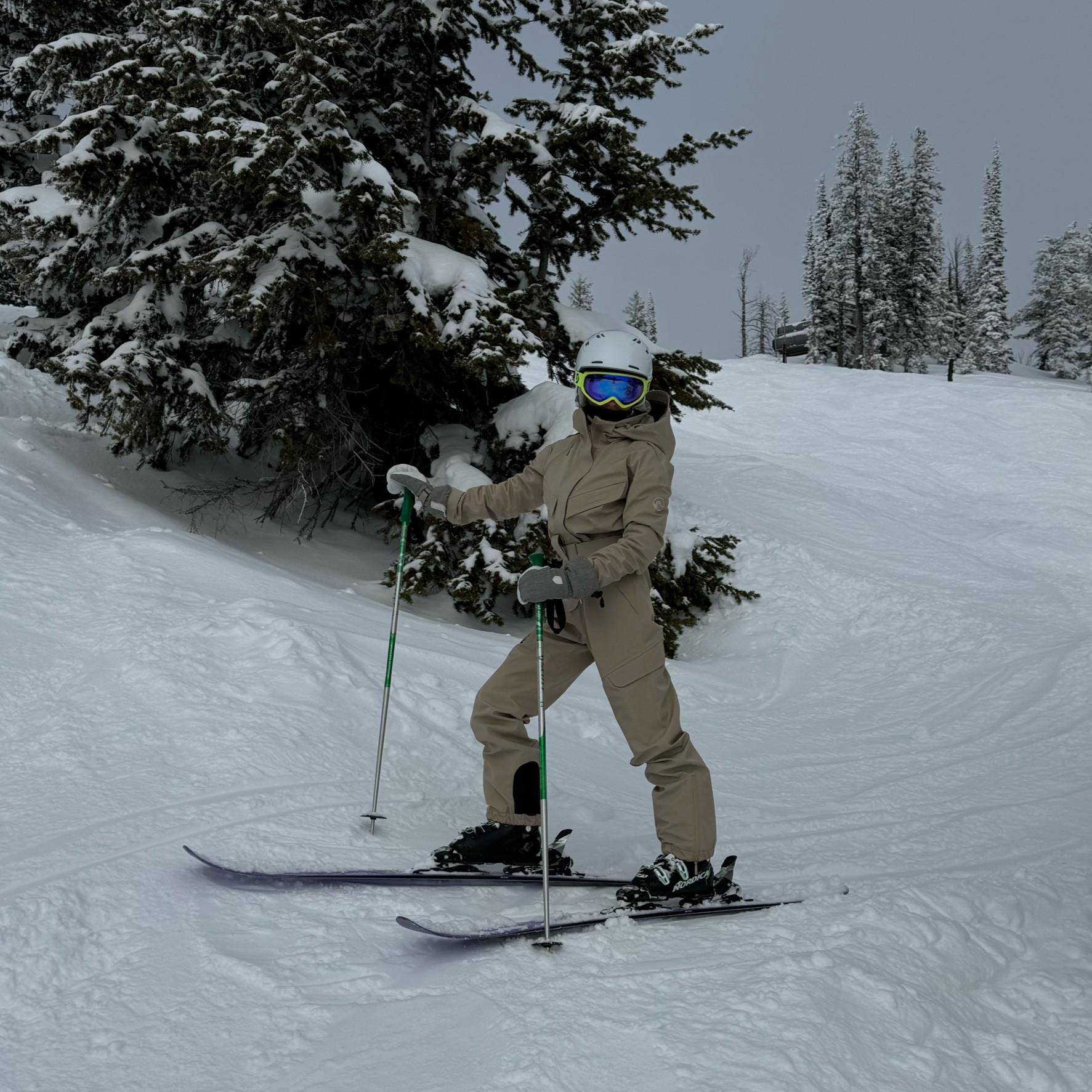 Winter wear and ski season is here! Get your Aprés and on the slope looks

 #moncler #skisuit #cordova #perfectmoment #apresski #prada

#LTKHoliday #LTKSeasonal #LTKTravel