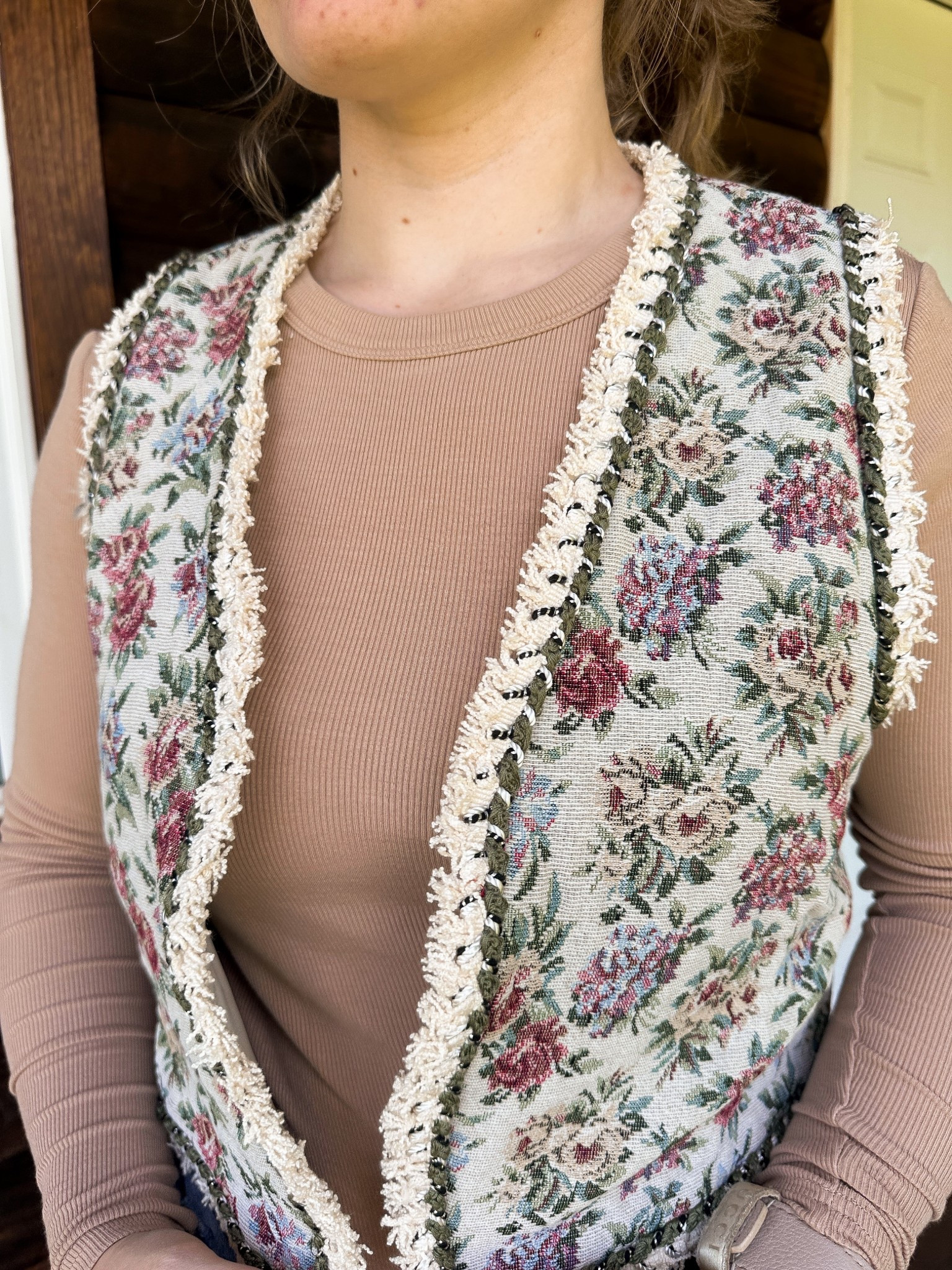 This floral vest is part of Pink Lily’s $20 sale this weekend! I sized up to the medium 

#LTKFallSale #LTKFindsUnder50 #LTKSaleAlert