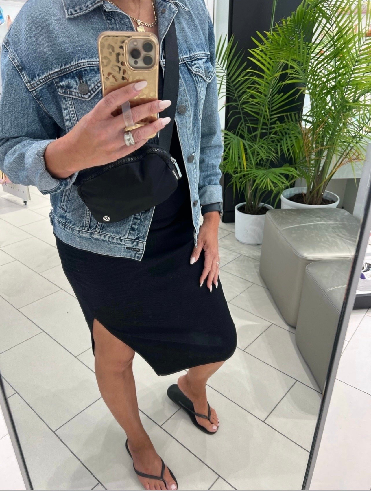 These are hands down one of my favorite flip flops! They are so comfortable and budget friendly! Summer outfit, casual style, easy outfit, mom style, sandals, best flip flops @nordstrom #LaidbackLuxeLife

Sandals: Run TTS

Hey Beautiful! Feel free to comment on this post if you have any questions! 🫶🏽

Follow me for more fashion finds, beauty faves, lifestyle, home decor, sales and more! So glad you’re here!! XO, Karma

#LTKdayinmylife #LTKootd #LTKOver40