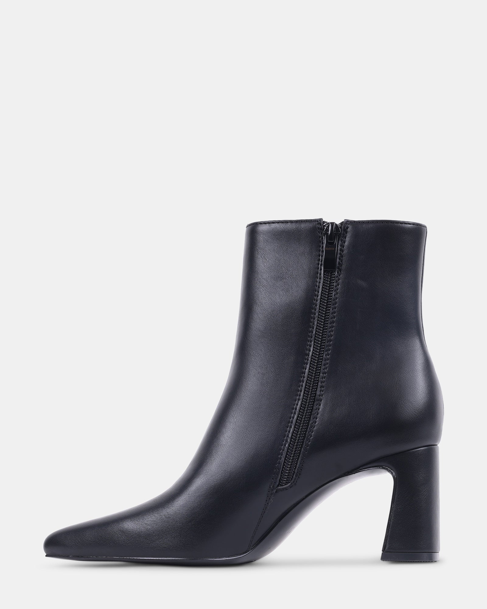 BORNN Black Pointed-Toe Block Heel Ankle Boots | Women's Designer Shoes | Steve Madden (Canada)
