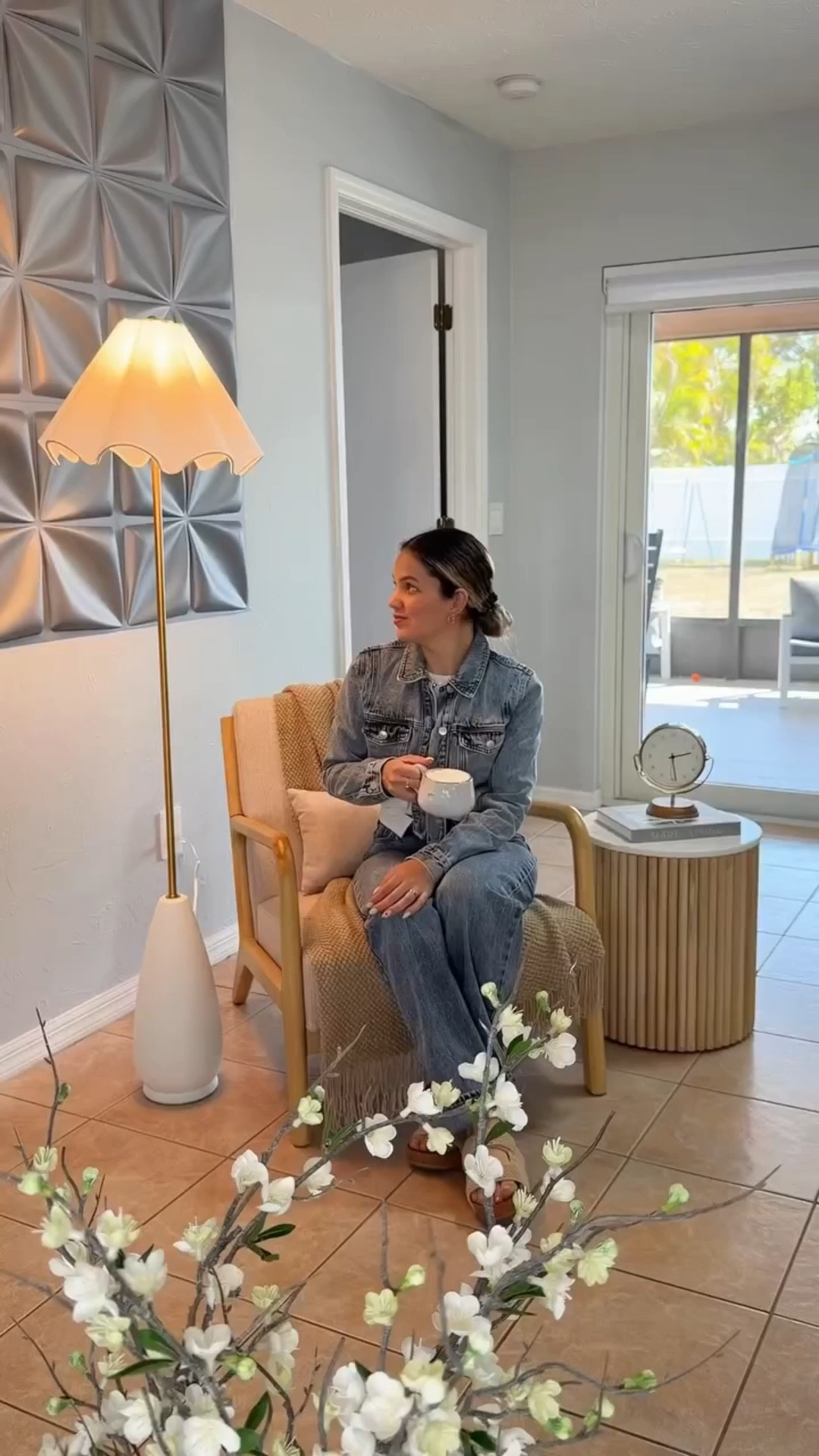 Amando mi nueva lampara 😍 Que les pareció como quedo ? Si te gusto algo comenta Link y te lo envio a tu Dm ❤️

 #target #homedecor #livingroom #roominspo #homeswethome