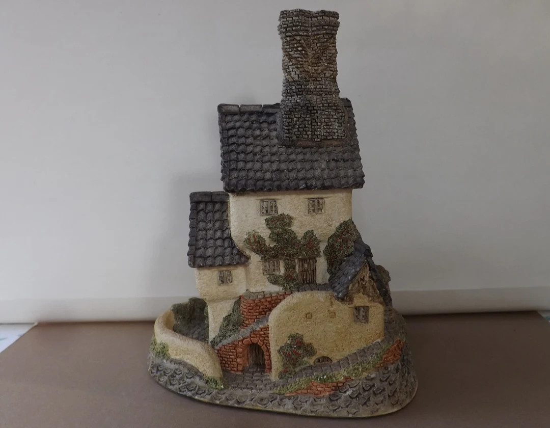 DAVID WINTER COTTAGE "house of the Master Mason". Miniature Cottage. 1984. Hand Painted Cottage. ... | Etsy (US)