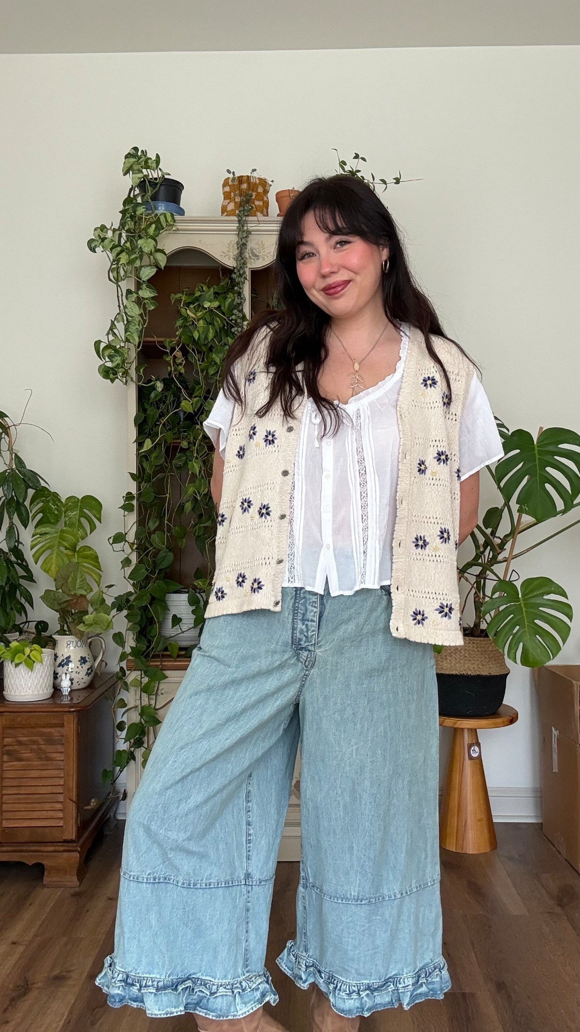 Size L in top and bottom, vest is thrifted 