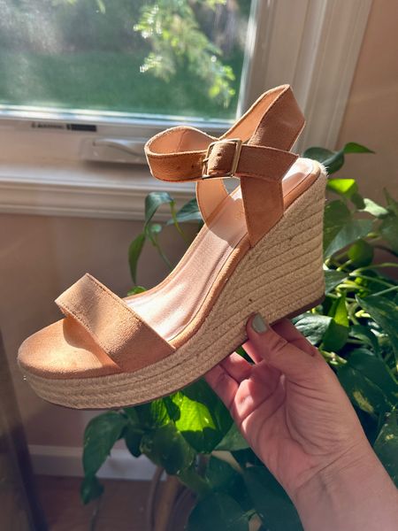 I found the cutest wedge sandal for my sons end of school year party!
They're currently on sale!

#LTKBeauty #LTKShoeCrush #LTKSaleAlert