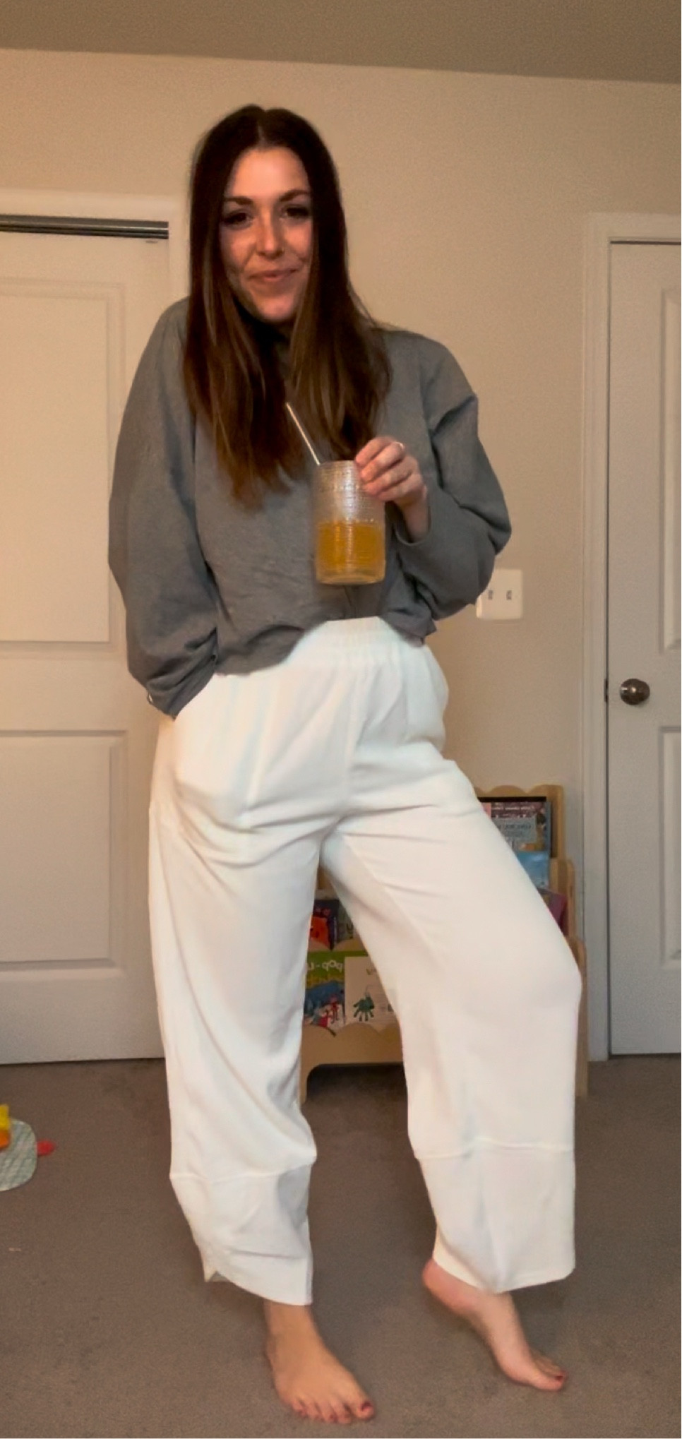 my cozy sahm uniform !! these pants are so comfy and perfect for postpartum & the tee is a great basic! 🙌🏻 



#LTKFindsUnder50 #LTKStyleTip