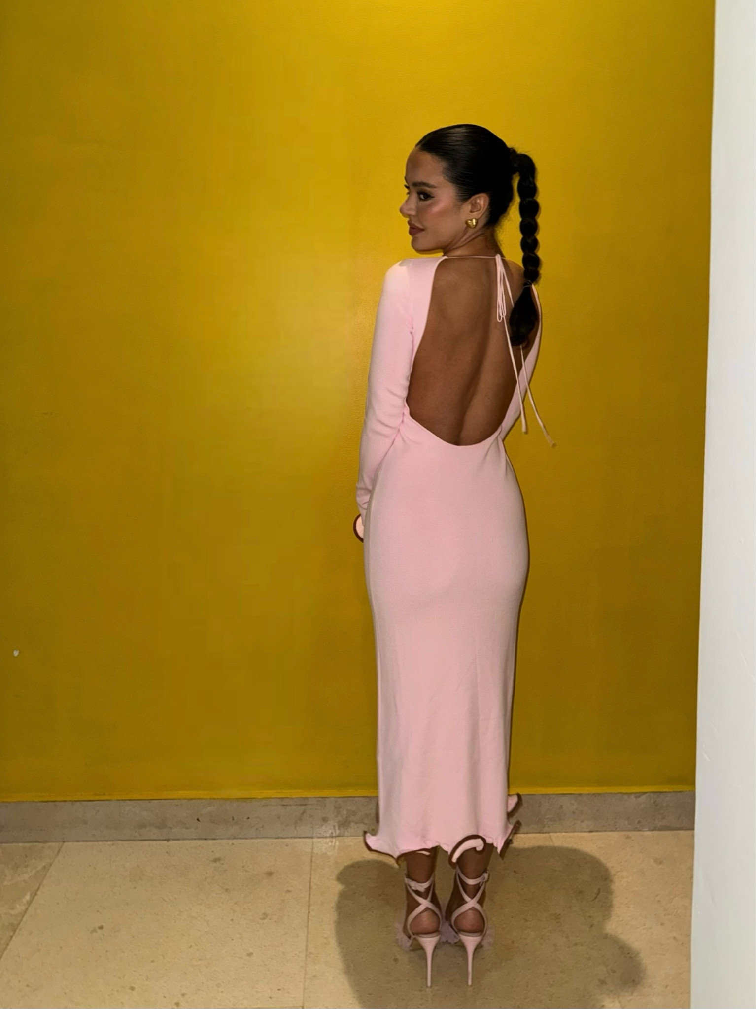 Long sleeve midi dress with a lettuce edge hem 🤌

#LTKStyleTip #LTKWedding #LTKParties