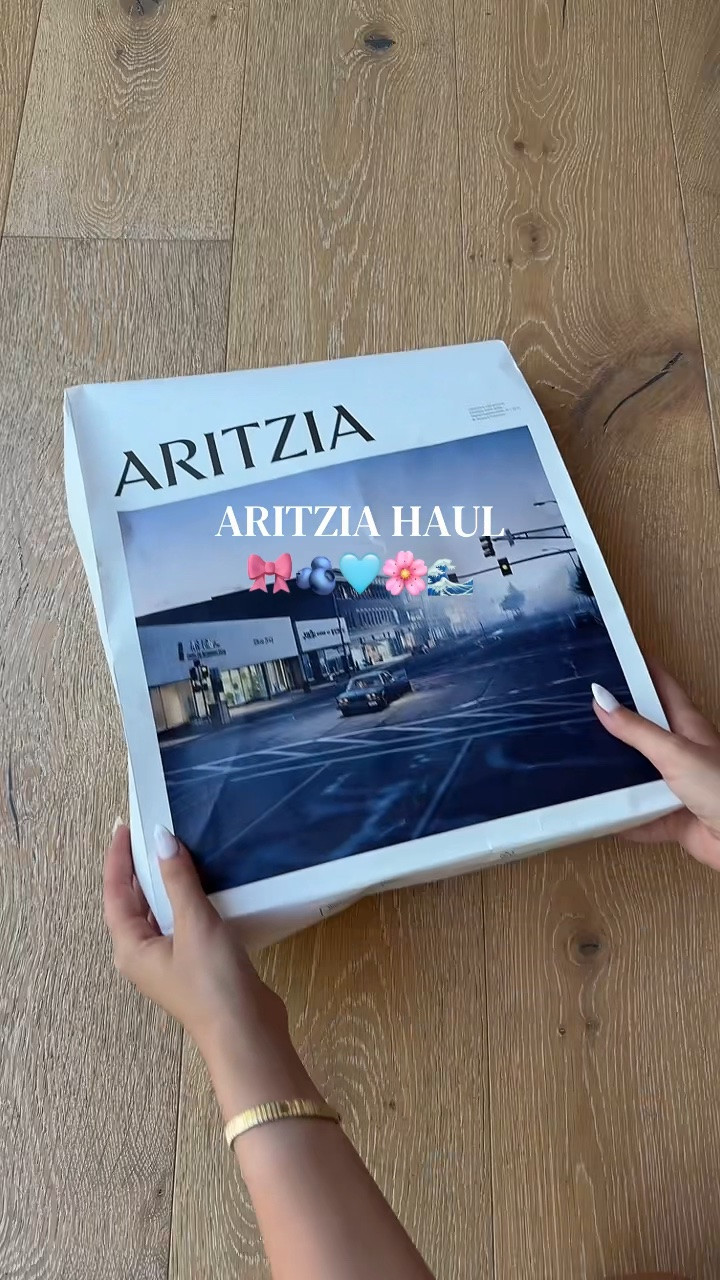 Aritzia haul ✨ here is some more stuff I got during the clientele sale. I’ll have these linked on my LTK & will be posting a try on of them soon!! 

@Aritzia
