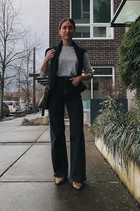 Daily Look 2.19

AYR tee, XS, fits TTS. Everlane sweater, XS, fits TTS. Everlane denim, 24, I took my smaller size and the longer inseam. Madewell mules, 6.5, TTS.  Madewell bag. ABLE earrings  

#LTKover40 #LTKfindsunder100 #LTKSeasonal