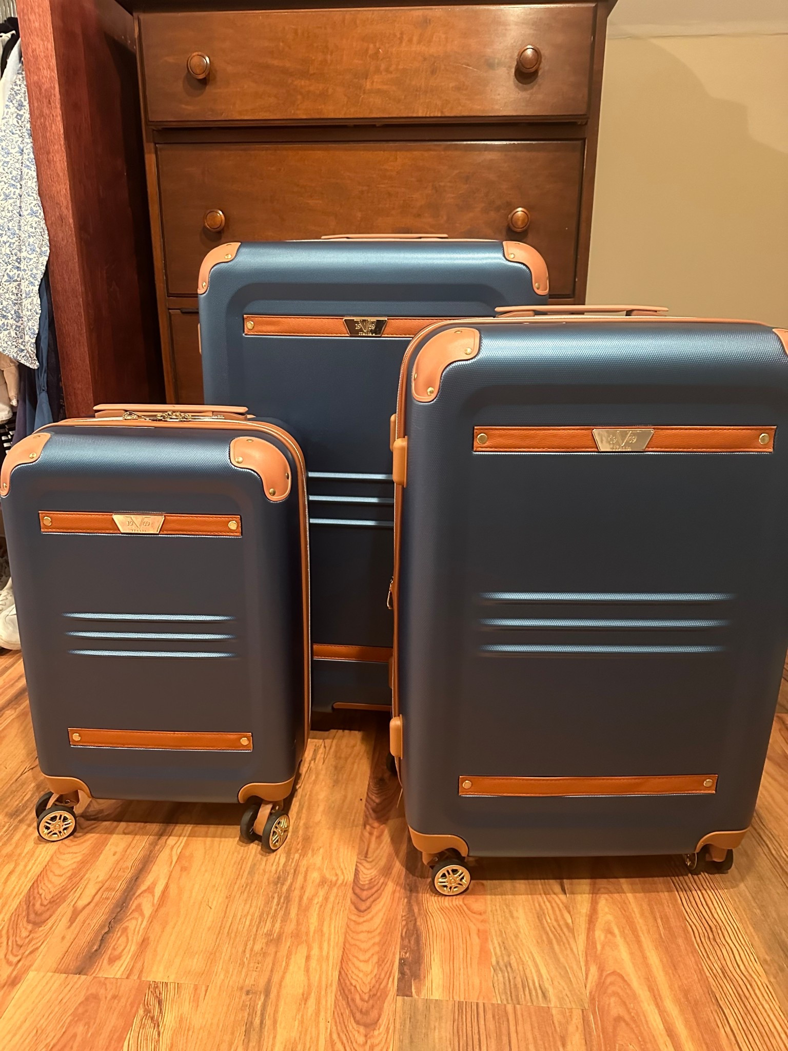 Got this affordable luggage set and the quality is 🔥!! We don’t travel often but needed something expandable and didn’t want to spend a ton! These are great!! And come in a few color options! 

#LTKTravel #LTKSeasonal #LTKFamily