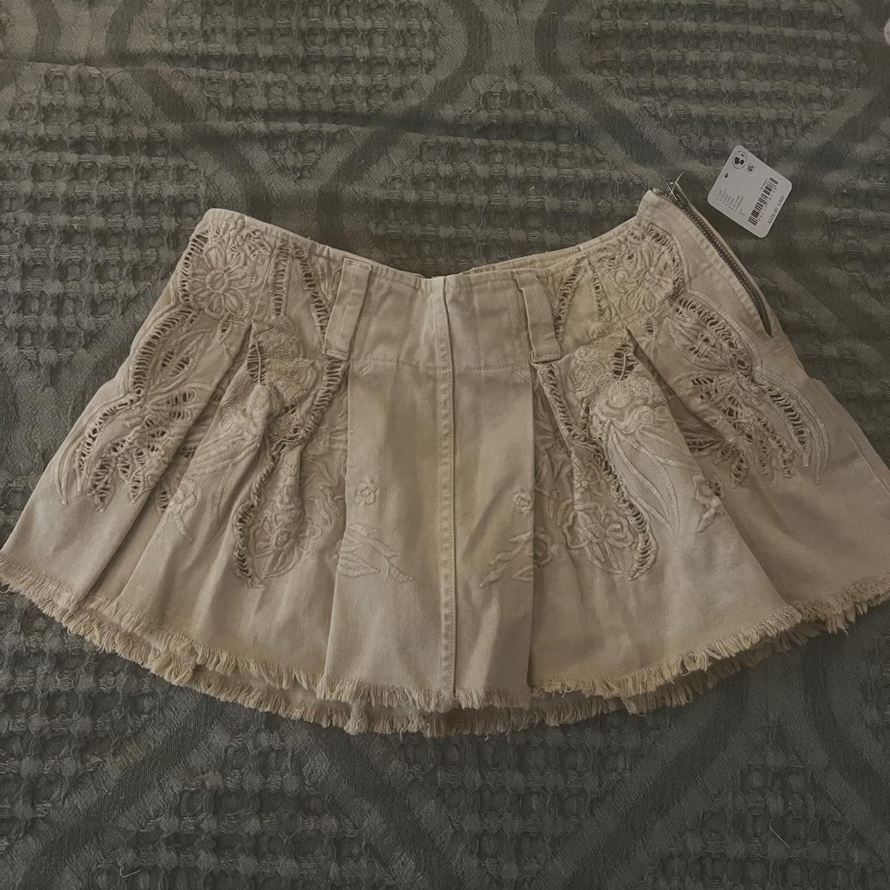 Free People Women's Skirt - Cream/Tan - 2 | Depop US
