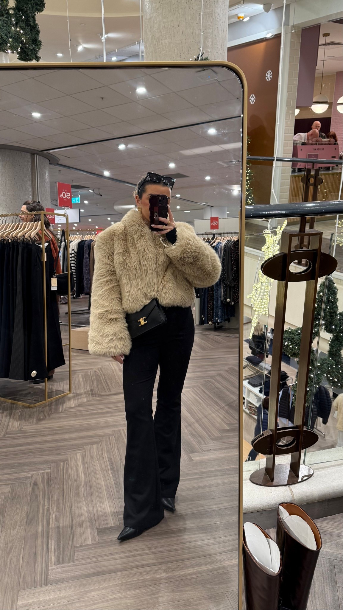 Christmas sale shopping ootd 💫

#LTKuk #LTKfestive #LTKwinter