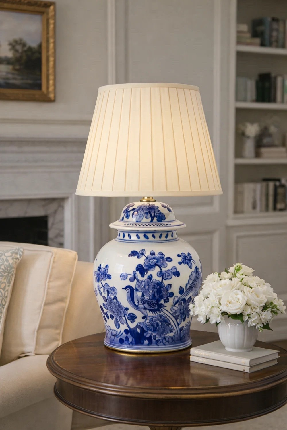 Rechargeable lamp ✨💙 prettiest cordless lamp for indoor and outdoor styling! ✨ blue and white decor chinoiserie blue lamp traditonal classic decor style 