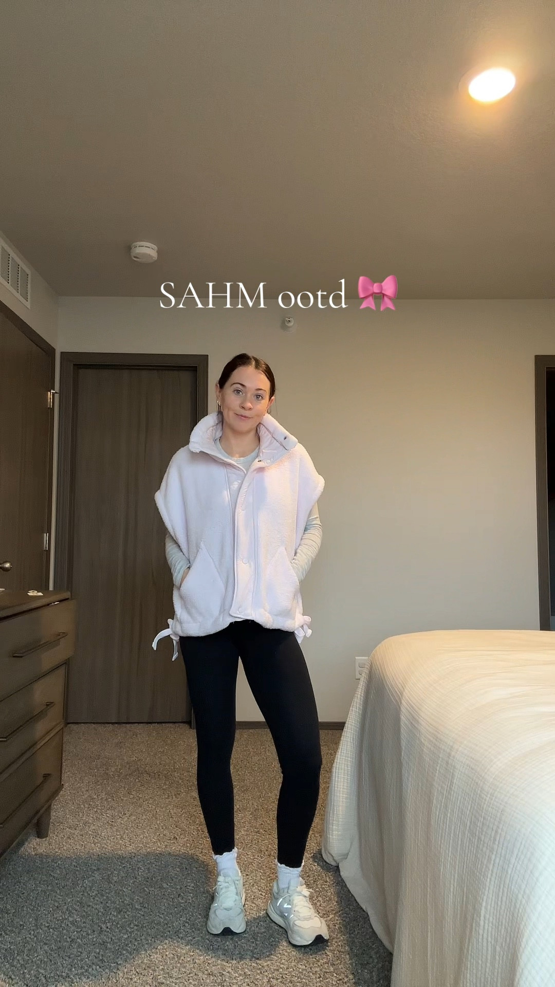 Cozy and warm 🫶🏼 love this oversized vest! 

#LTKmomlife #LTKgrwm #LTKootd