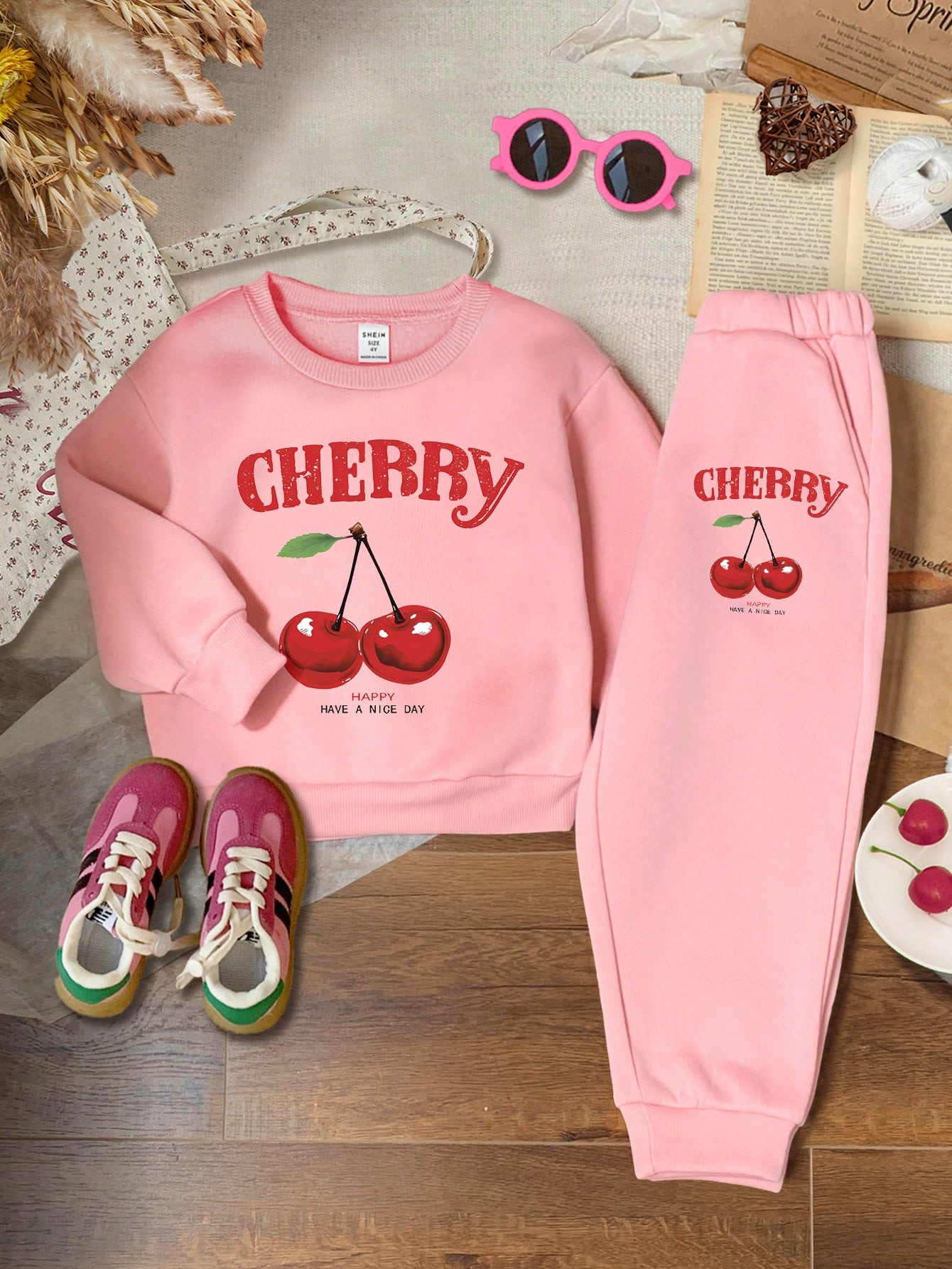 SHEIN 2pcs Young Girls Loose Casual Vintage Cherry Print Simple Round Neck Thick Sweatshirt Set, ... | SHEIN
