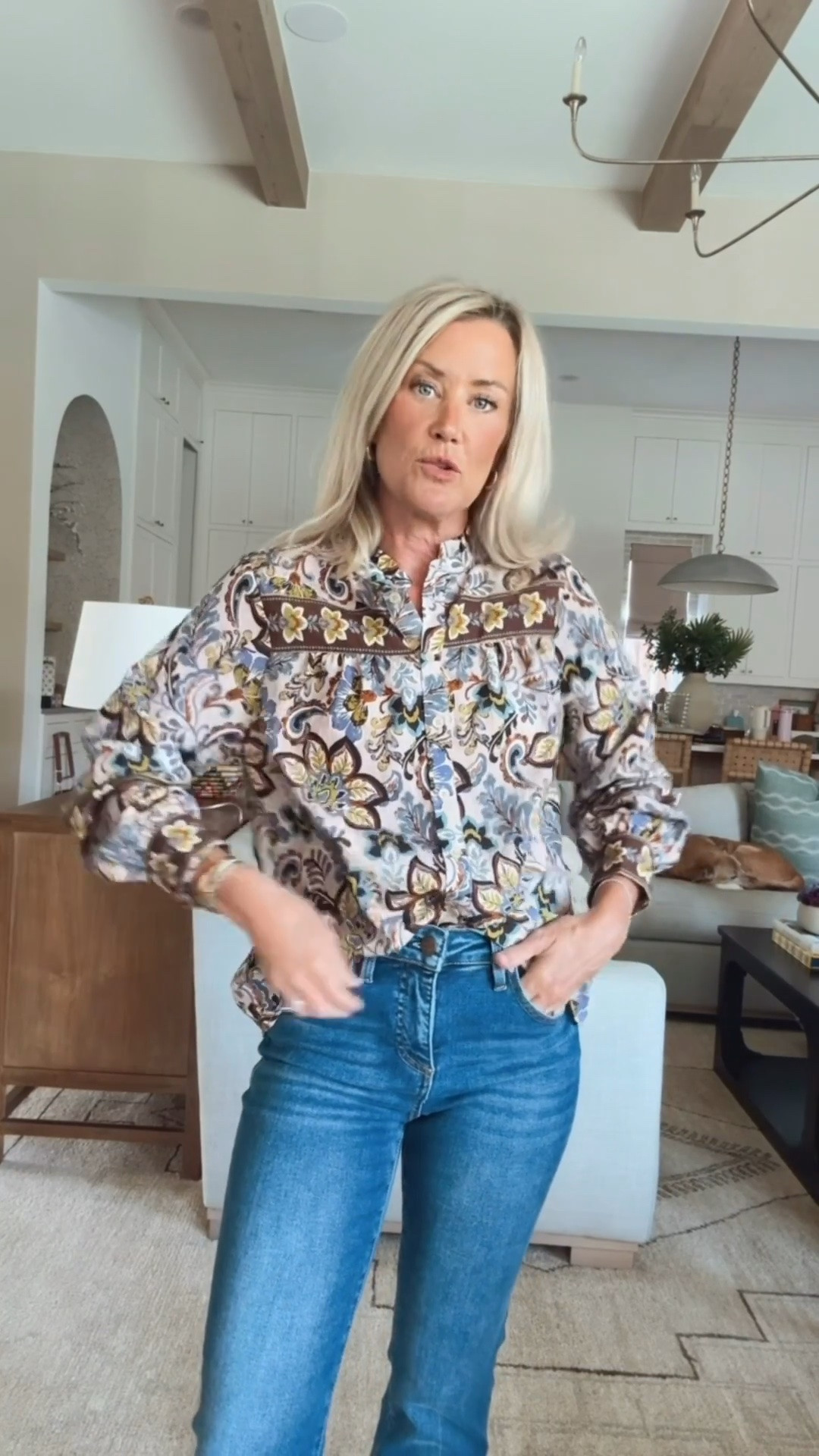 A great statement top for all your fall events! Love this one with jeans or a skirt. 

Top: small
Jeans: 25

#LTKgrwm #LTKOver40 #LTKSeasonal