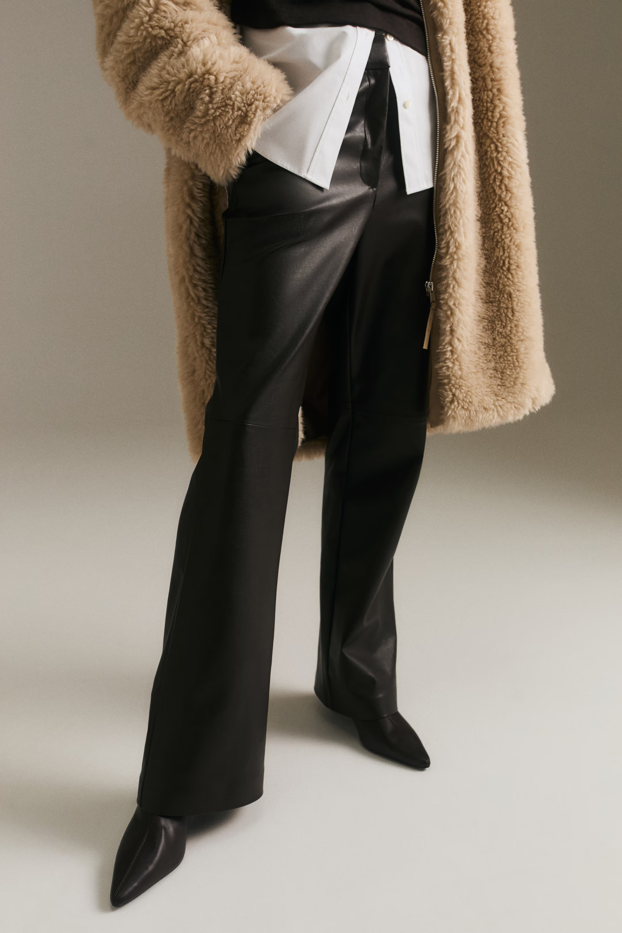 Bootcut trousers | H&M (UK, MY, IN, SG, PH, TW, HK)