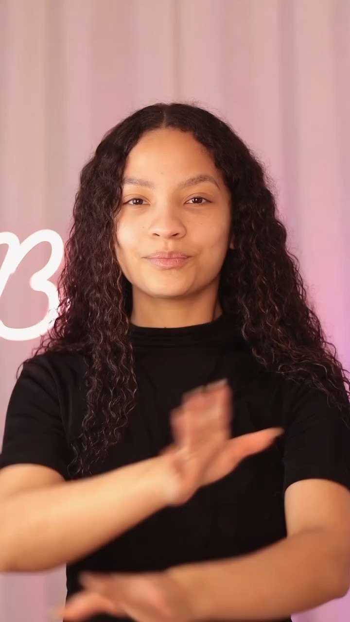 O lançamento de @salonlinebrasil é com o mais amado e o mais aguardado por todos, CHOCOLATE 🍫!! Esse é o creme pra pentear kids chocolate cachinhos nutridos!!! Crianças amam? Siimmmm, mas a gente que é adulto tbm não é de ferro né rs. Vcs não tem noção do cheirinho…É muito bom, Eu me apaixonei. Mas e vc, usaria? 

 #LTKbrasil