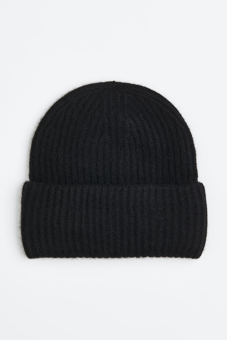 Rib-knit cashmere hat | H&M (UK, MY, IN, SG, PH, TW, HK)