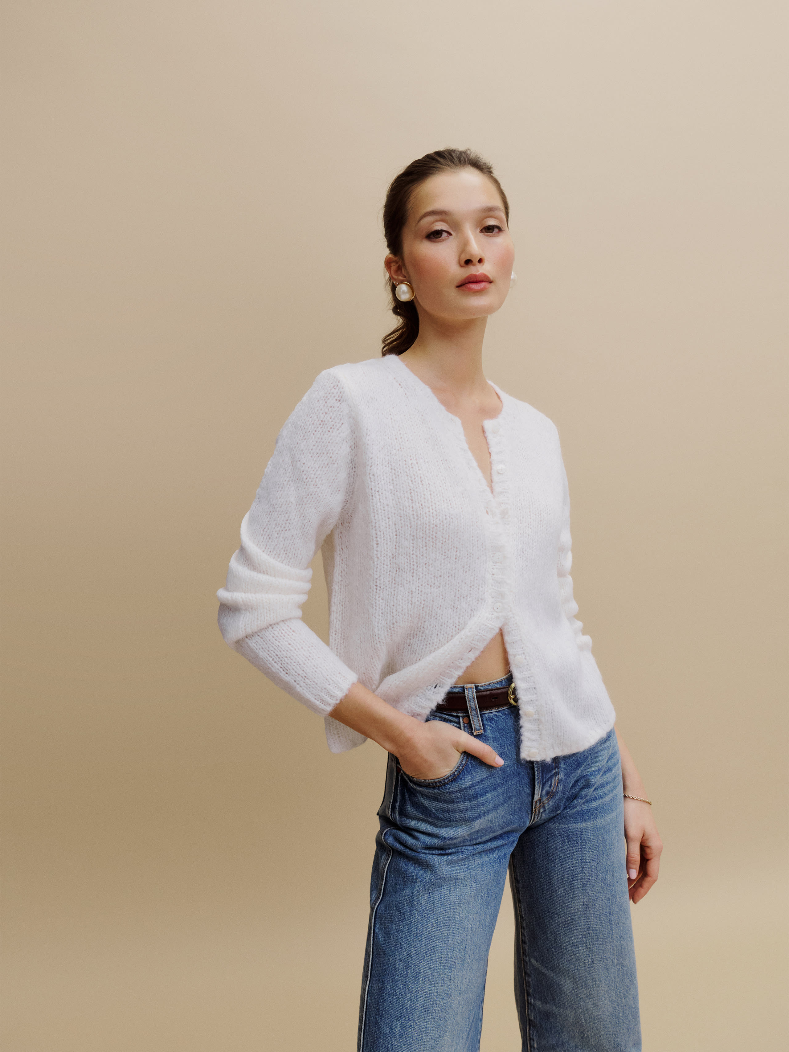 Clara Crew Cardigan | Reformation (Global)