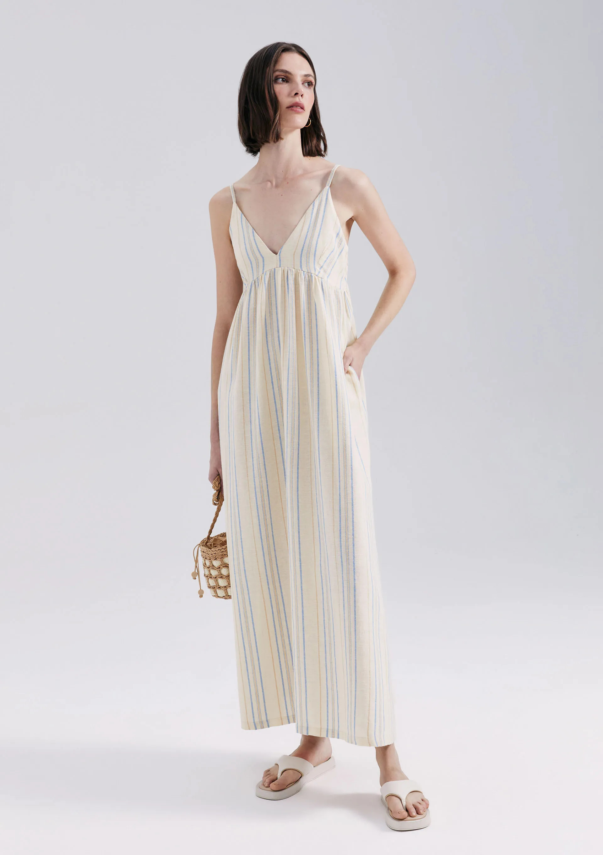 Vestido Midi Listrado Com Linho - Outlet Espaço Hering | HeringOutlet (BR)