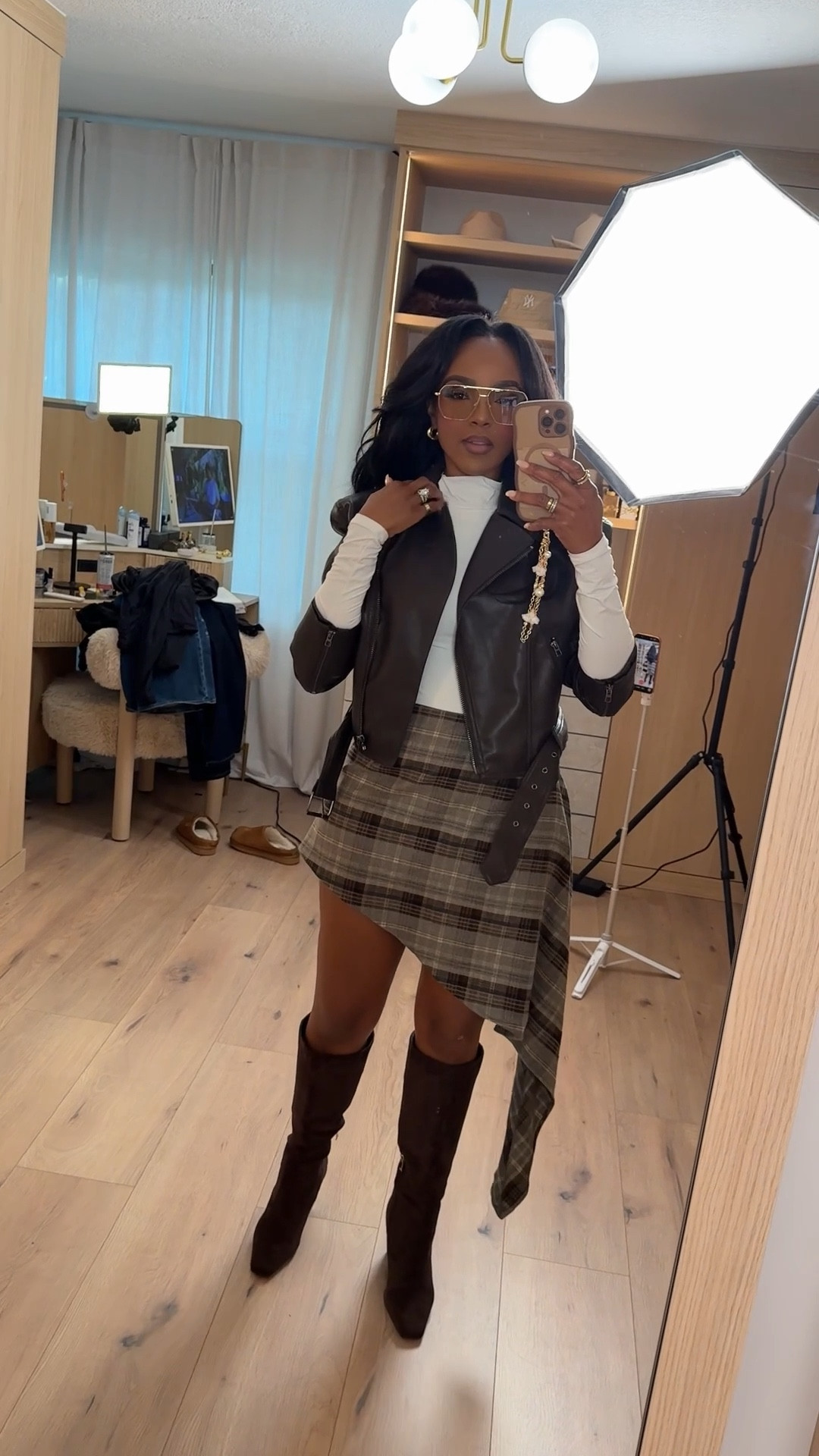 ✨ Modern Chic with a Classic Twist
This layered look blends timeless plaid with edgy leather for an outfit that feels polished yet bold. The asymmetrical skirt adds interest, while the fitted vest and knee-high boots keep everything sleek and balanced.

Perfect for fall outings, date nights, brunch, or stylish work-to-dinner transitions.

Tap to get details and shop the full look.

📏 Sizing: Vest (Small) • Top (Small) • Skirt (Small) • Boots (TTS)  
Measurements: 5'4" • 138 lbs • 34D • 27” waist • 40” hips

Plaid mini skirt outfit, leather vest styling, fall fashion inspo, chic layered outfit, knee high boots look, elevated everyday style, modern classic outfit ideas.

Follow me on Instagram and YouTube @kirasfashionfinds

#LTKvlog #LTKootd