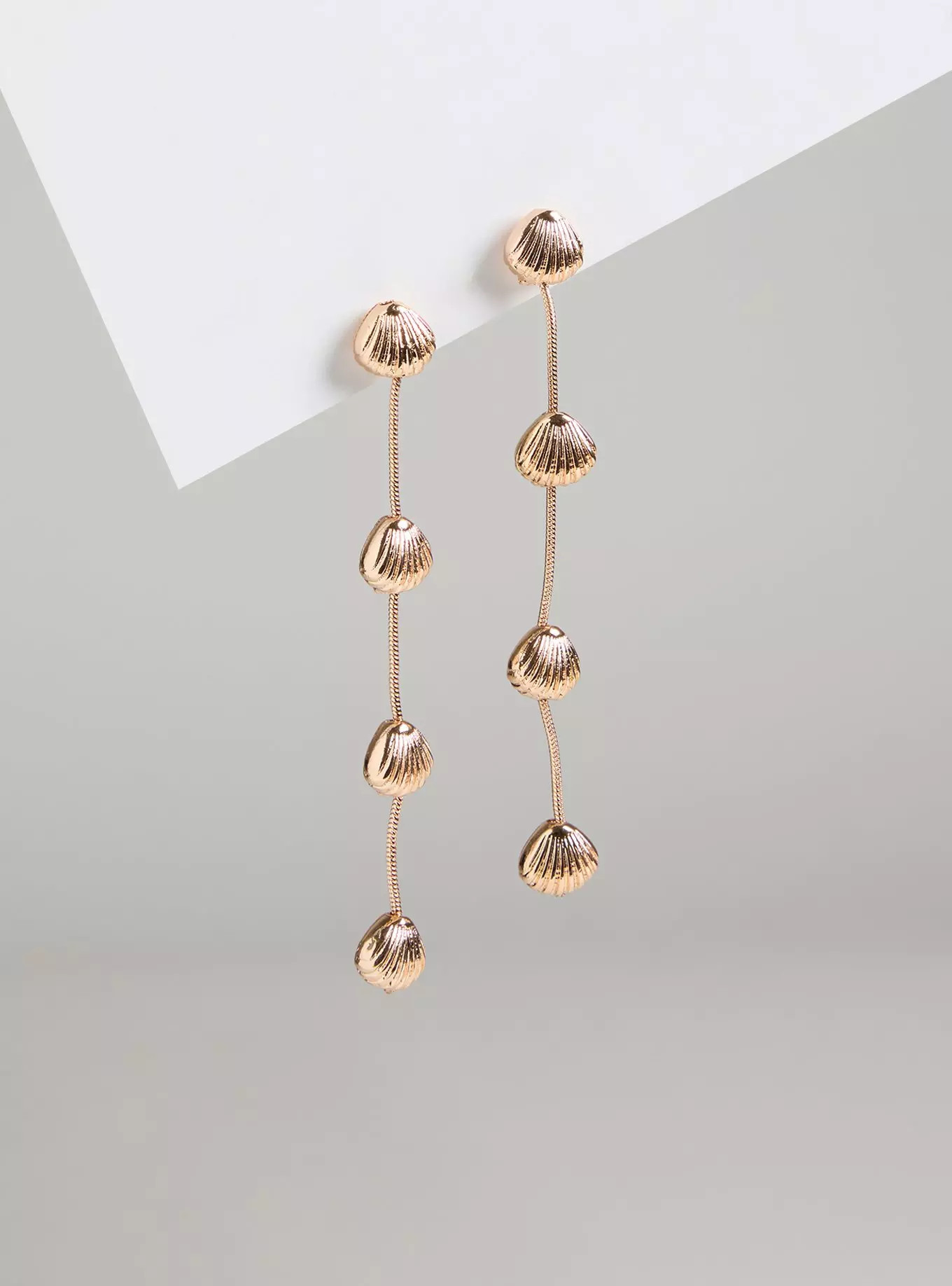 Shell Linear Earrings | Torrid (US & Canada)