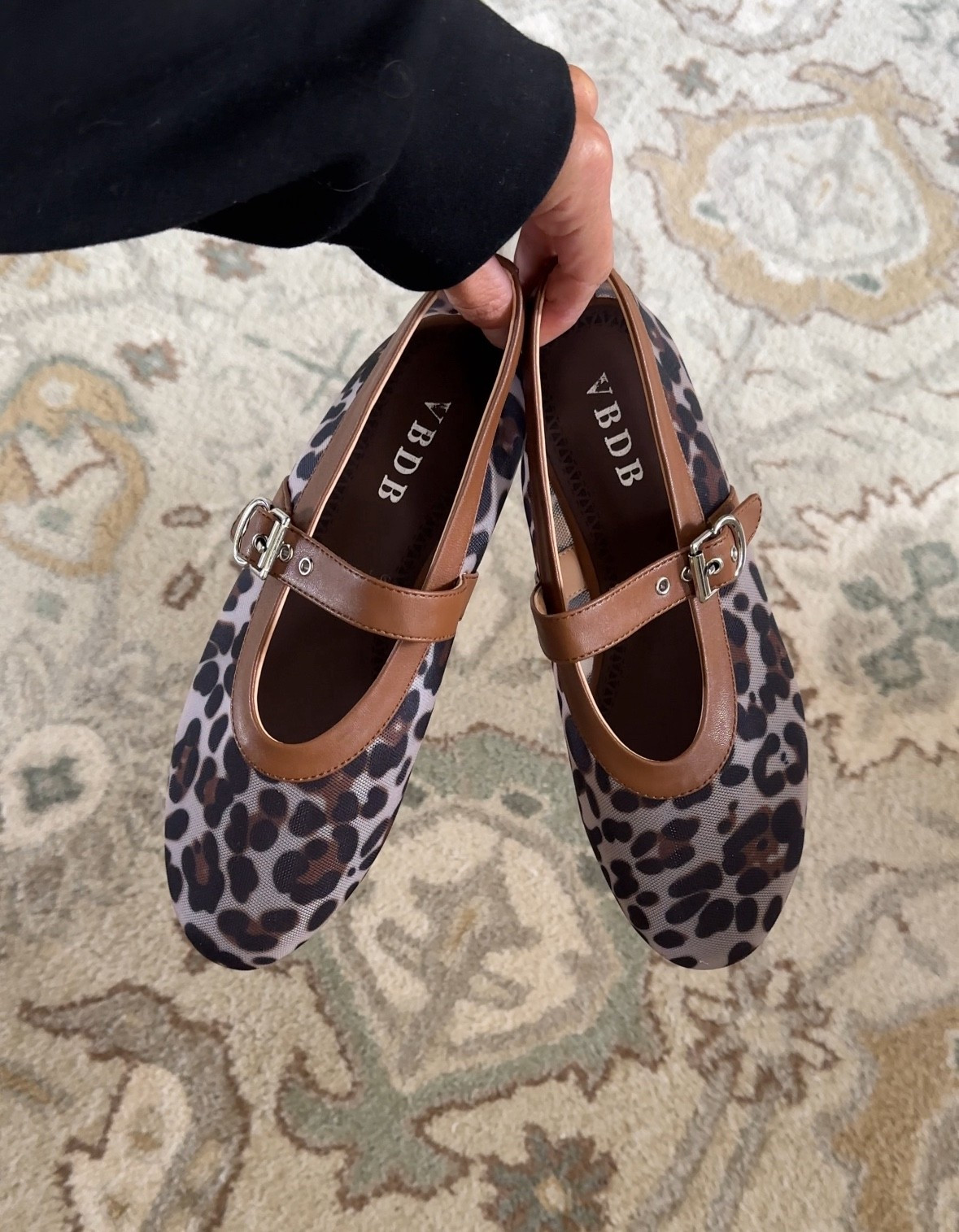 Leopard flats run true to size and are super comfortable!



#LTKFindsUnder50 #LTKStyleTip #LTKShoeCrush
