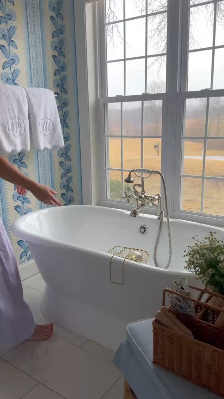 A spring bath with BADESOFA bath pillows. Love these beautiful, comfortable pillows for our bathtub!  

 