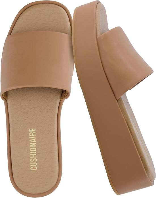 CUSHIONAIRE Women's Kudos Platform Slide Sandals | Amazon (US)