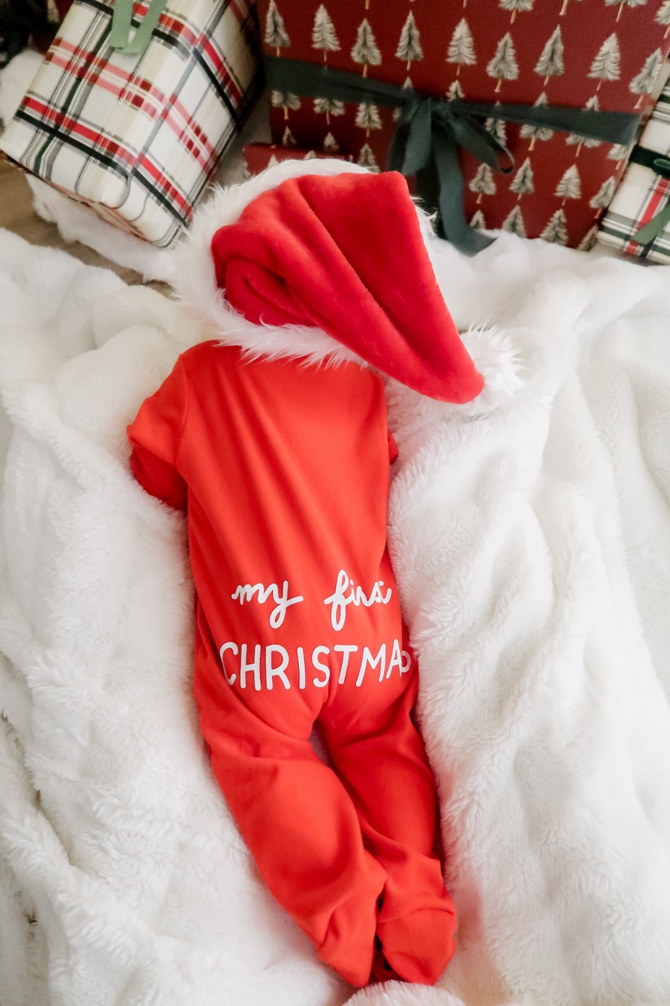 Baby first Christmas outfit 

#LTKFindsUnder50 #LTKHoliday #LTKSaleAlert