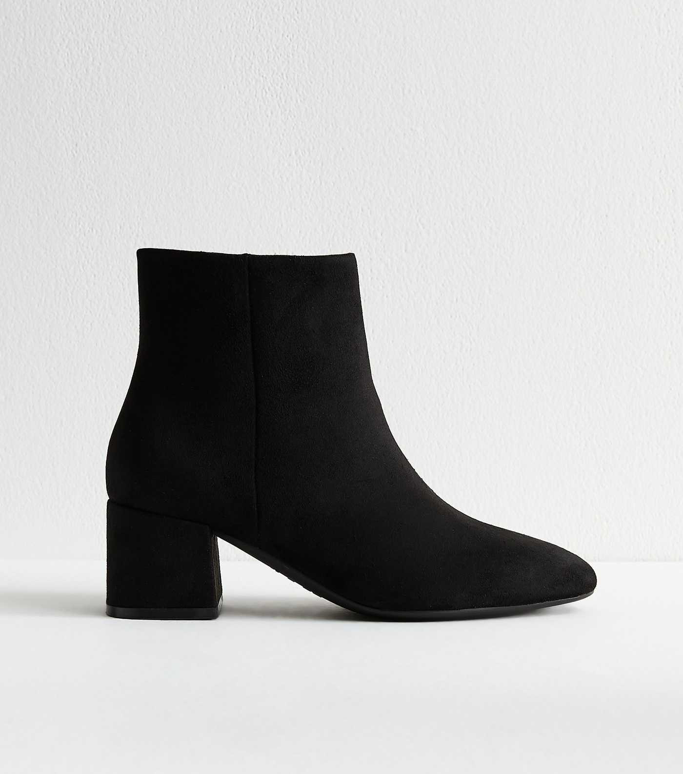 Wide Fit Black Faux Suede Block Heel Ankle Boots | New Look | New Look (UK)