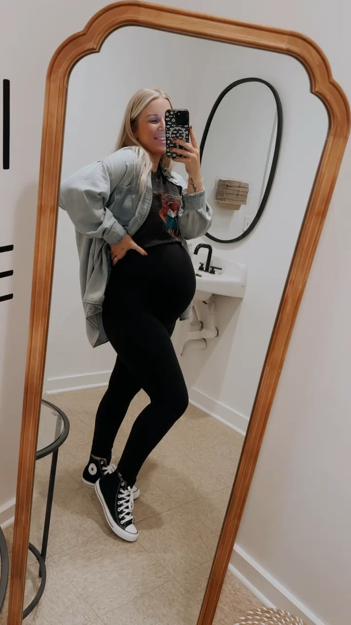 BUMP STYLE - maternity leggings are 10/10

#LTKbump #LTKsalealert #LTKstyletip