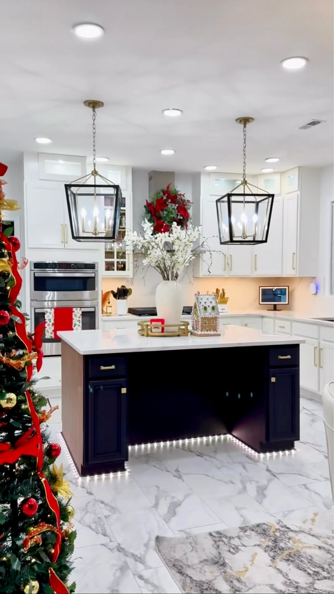 #AD This season, I'm keeping it cozy, bright & smart! As the holidays approach, I’m all about creating a space that feels warm, connected, and effortlessly magical. 💫
With @gelighting Cync Smart Lights from @Target, I can set cozy candlelight tones for dinner, adjust colors for every mood, schedule my tree and holiday décor to turn on and off automatically, all with a tap on the app.
No stress, No switches, just smart, sustainable lighting that makes every moment shine a little brighter.
That’s something to feel good about this season 🎄
#targetpartner #target #lifeincync
#gelighting @shop.LTK #liketkit #liketk.it/xx


#LTKHome #LTKFindsUnder50 #LTKHoliday