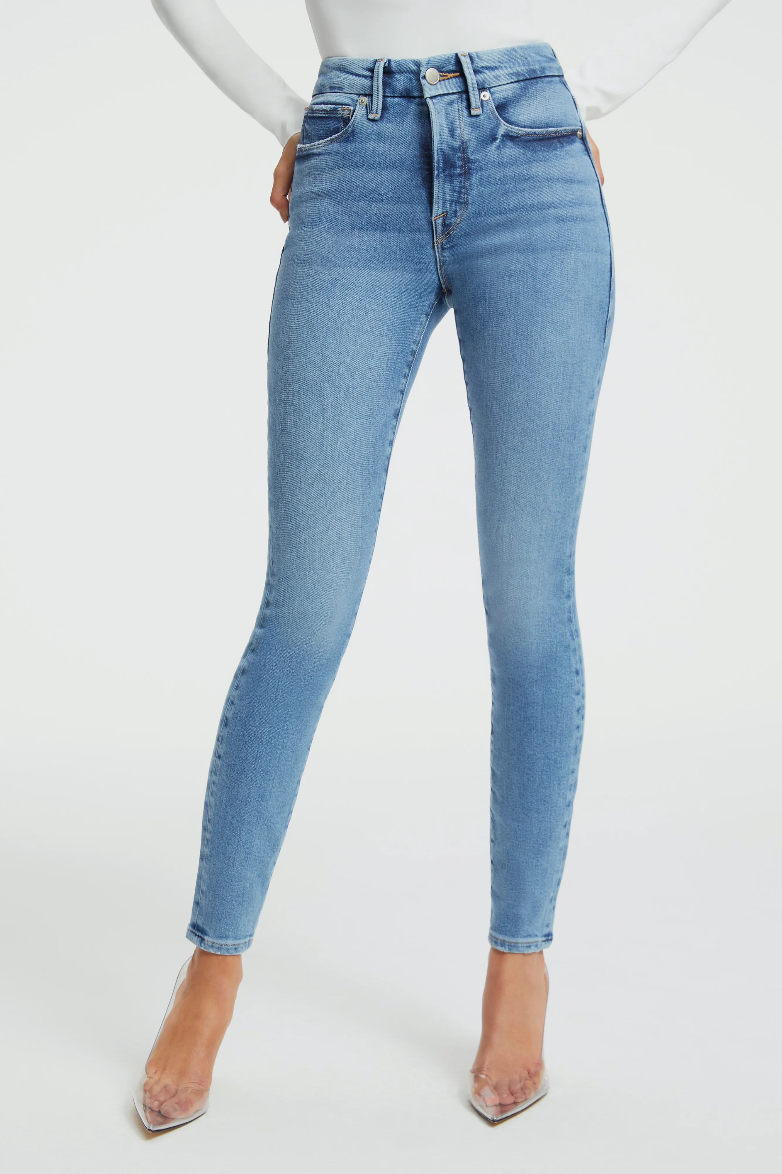 GOOD LEGS CROP JEANS | Good American