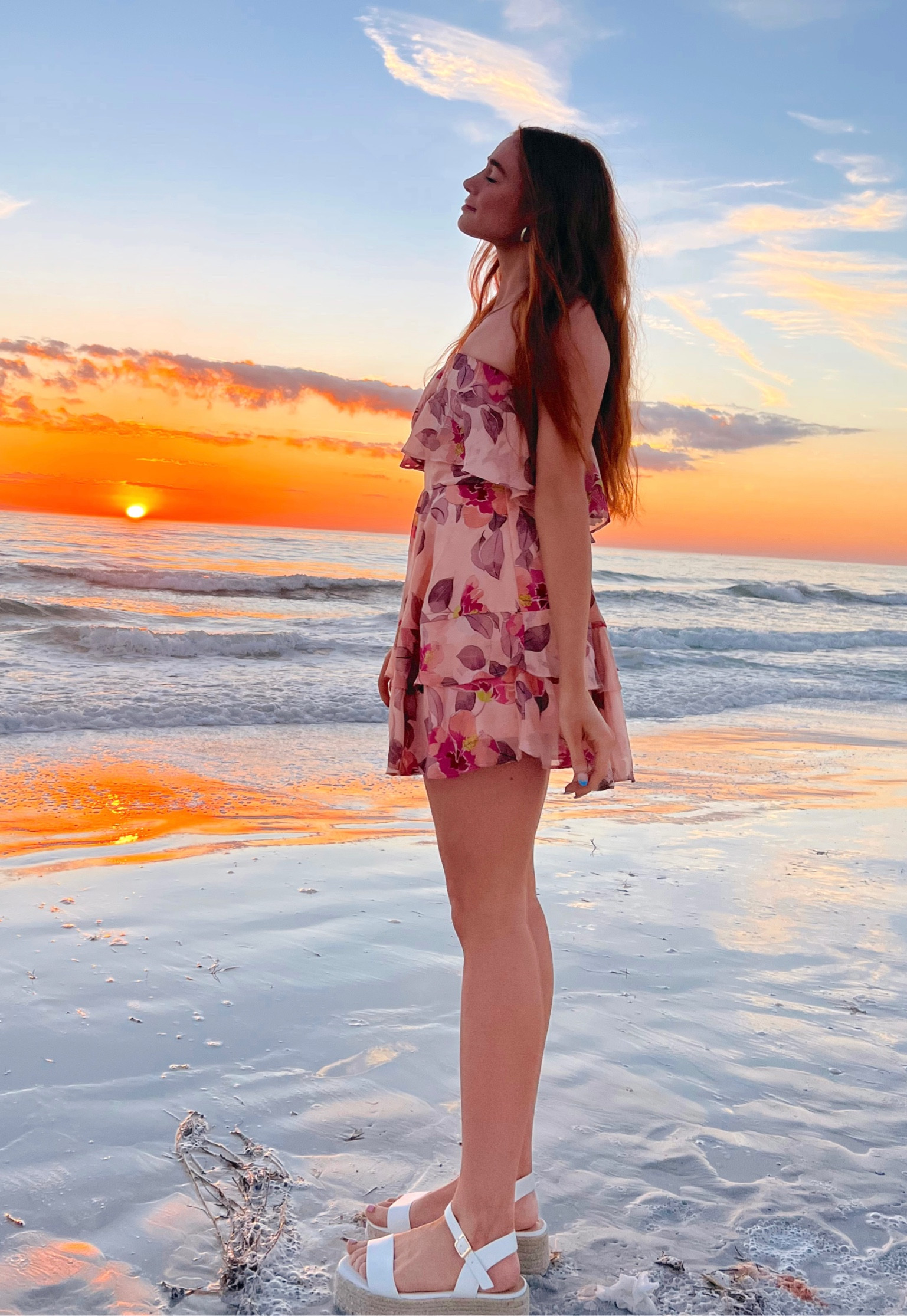 Sunset beach fit

#LTKSeasonal #LTKshoecrush #LTKunder100