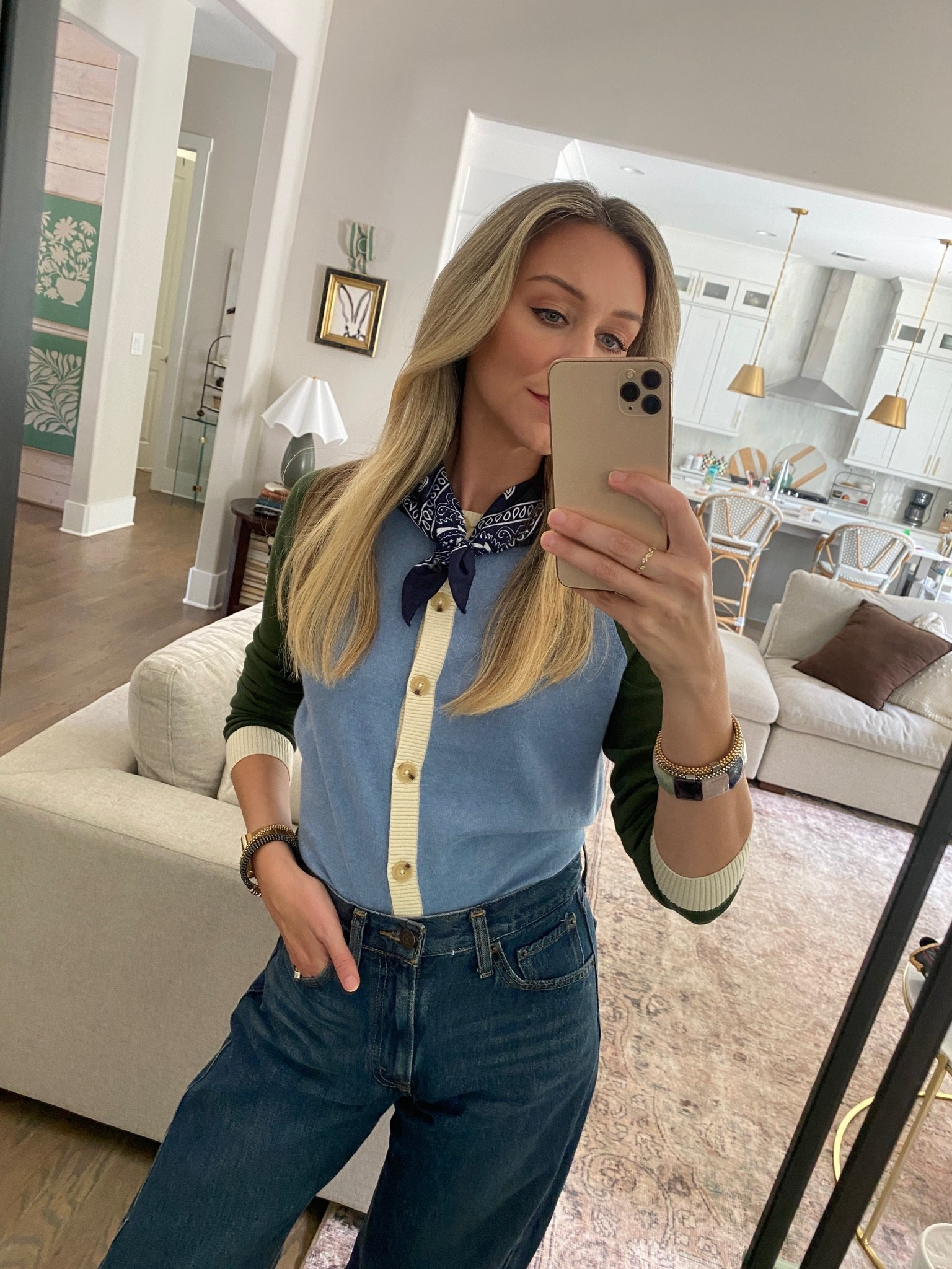 colorblock cardigan + neck scarf

@Boden (US)
#sponsored