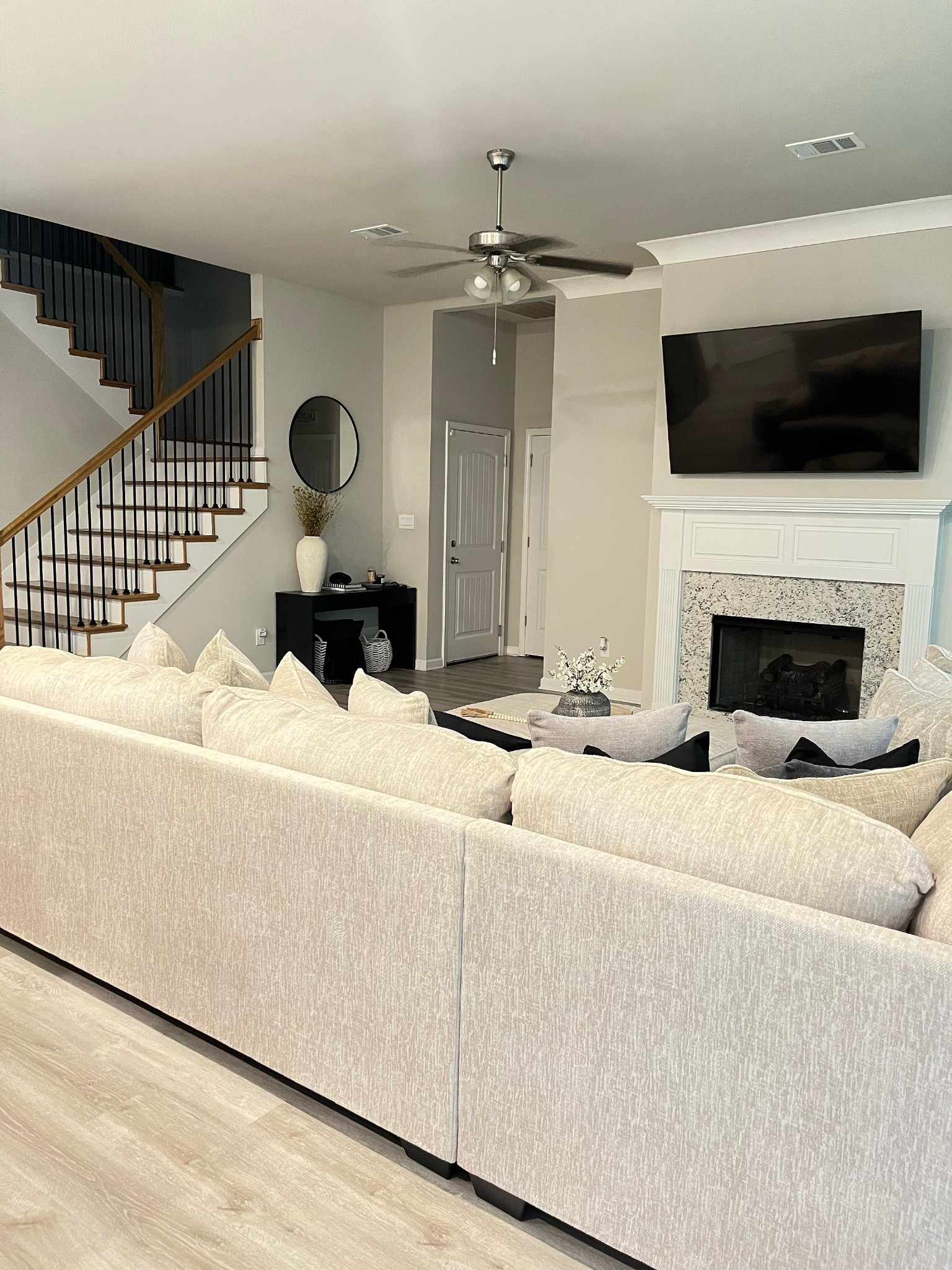 Home..🤍🏡 

#LTKHome #LTKHoliday #LTKU