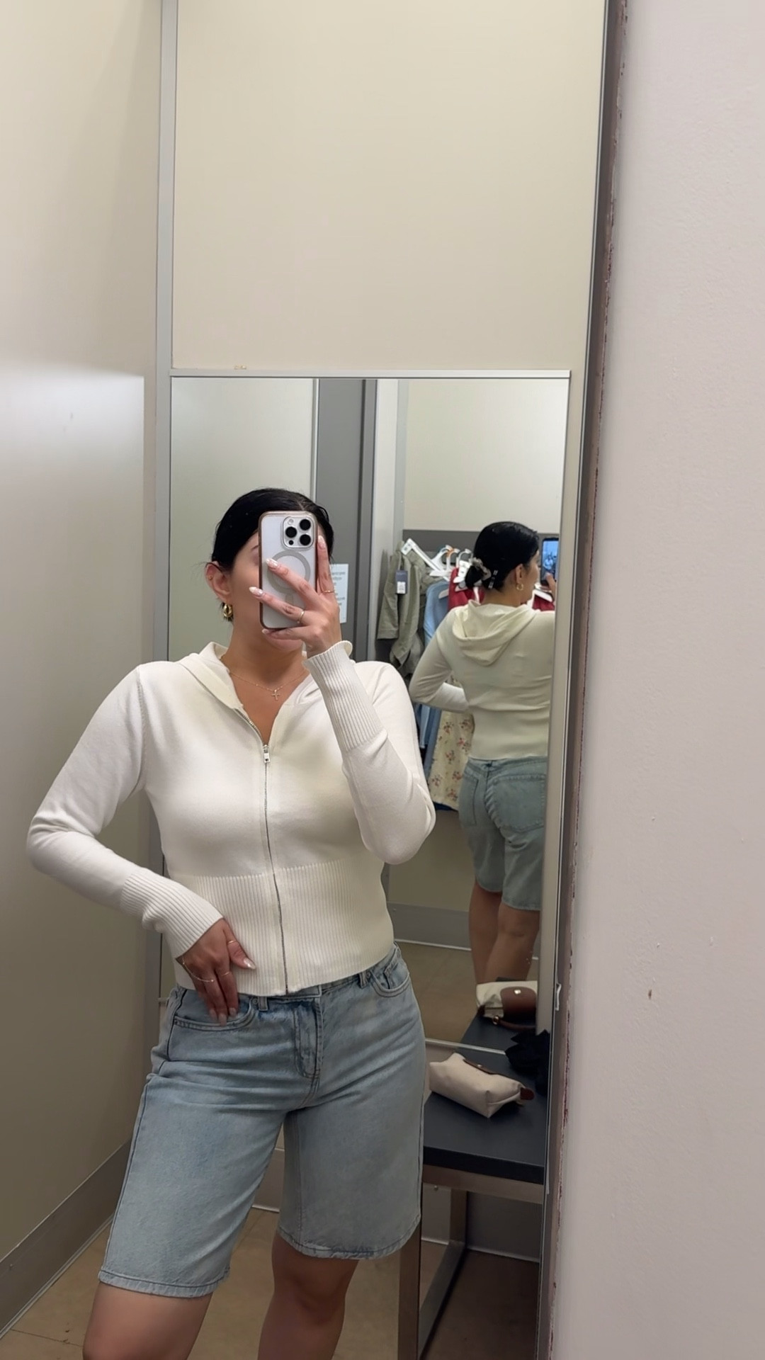 Finally available! Shorts are on sale!!👏🏼🎯


#LTKSeasonal #LTKootd #LTKSaleAlert