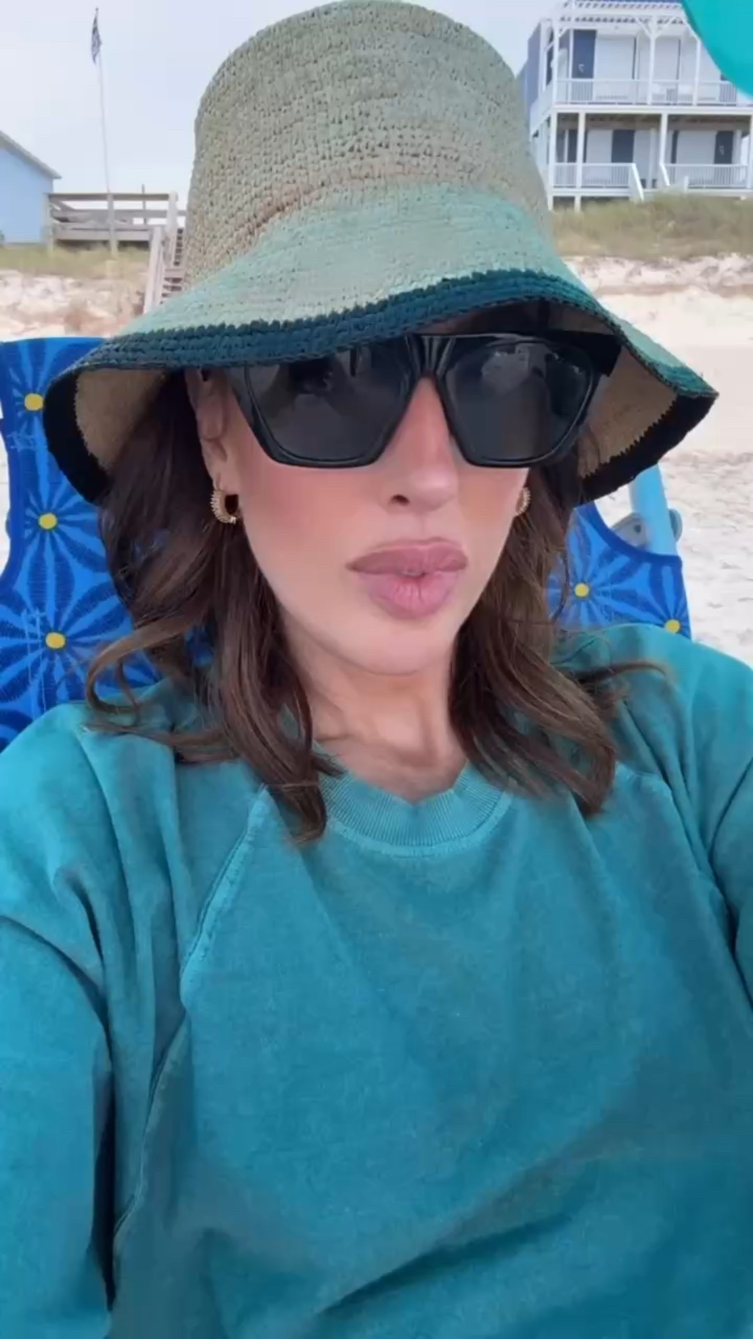 Beach day viiiiibes! 🏖️ 

#LTKxMadewell #LTKFindsUnder100 #LTKSeasonal