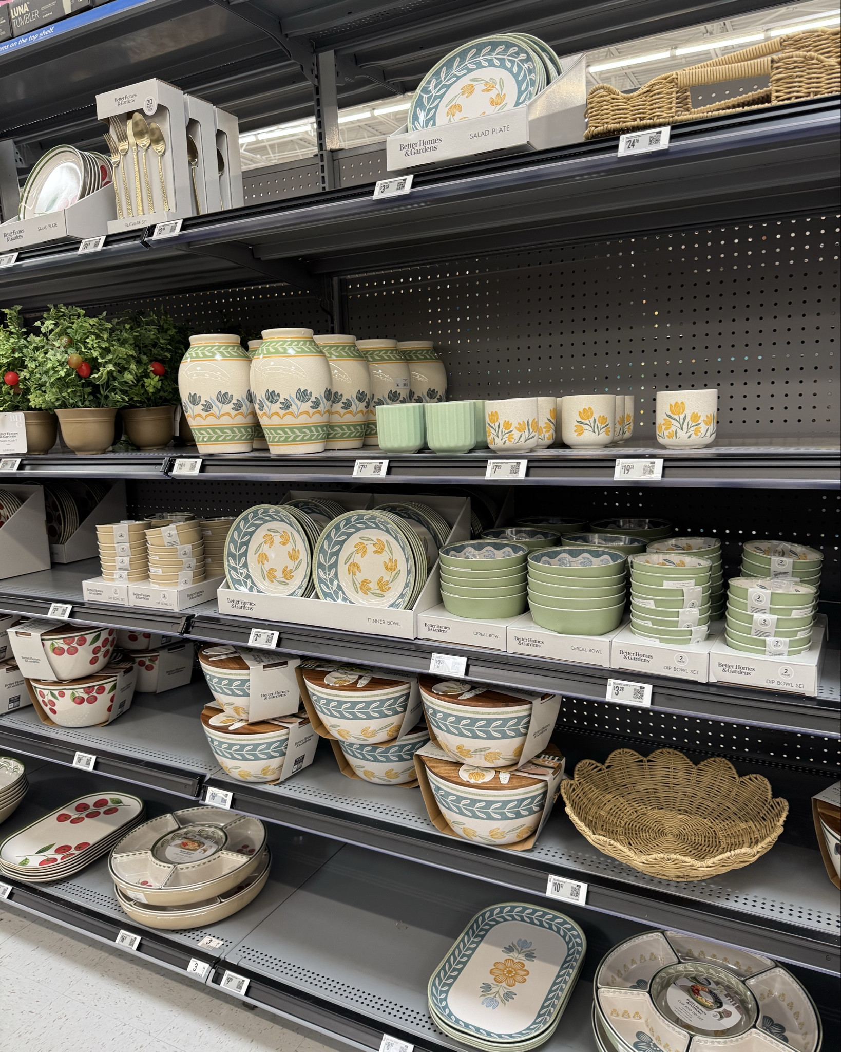 Walmarts new drop for outdoor and hosting is too adorable to pass up!

#LTKSeasonal #LTKfoodie #LTKHome