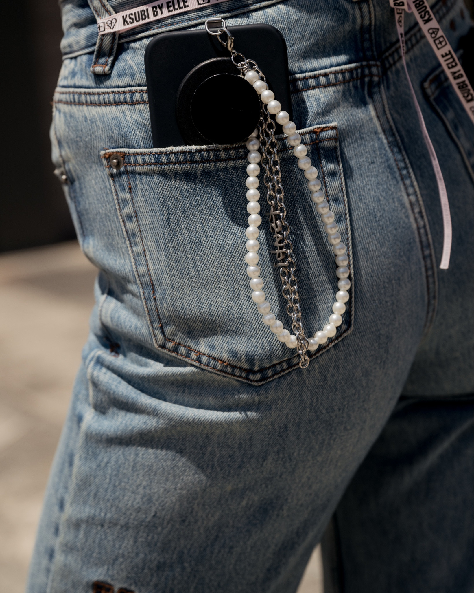 New phone chain… LOVE.

#LTKgiftguide #LTKaustralia #LTKsummer