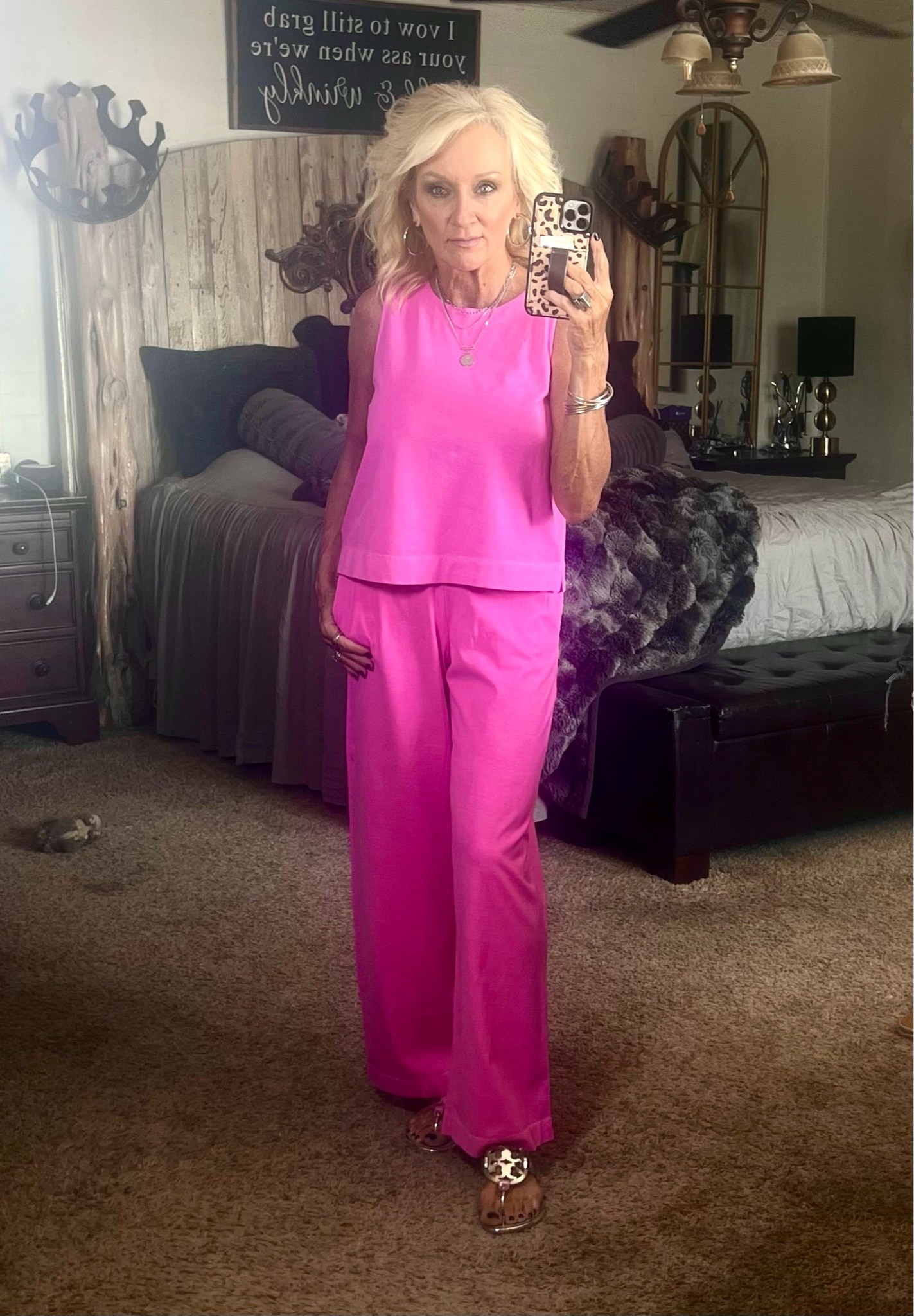 This color is so bright and gorgeous! Linen pant set that is gorgeous and so comfortable

#LTKdayinmylife #LTKmomlife #LTKSeasonal