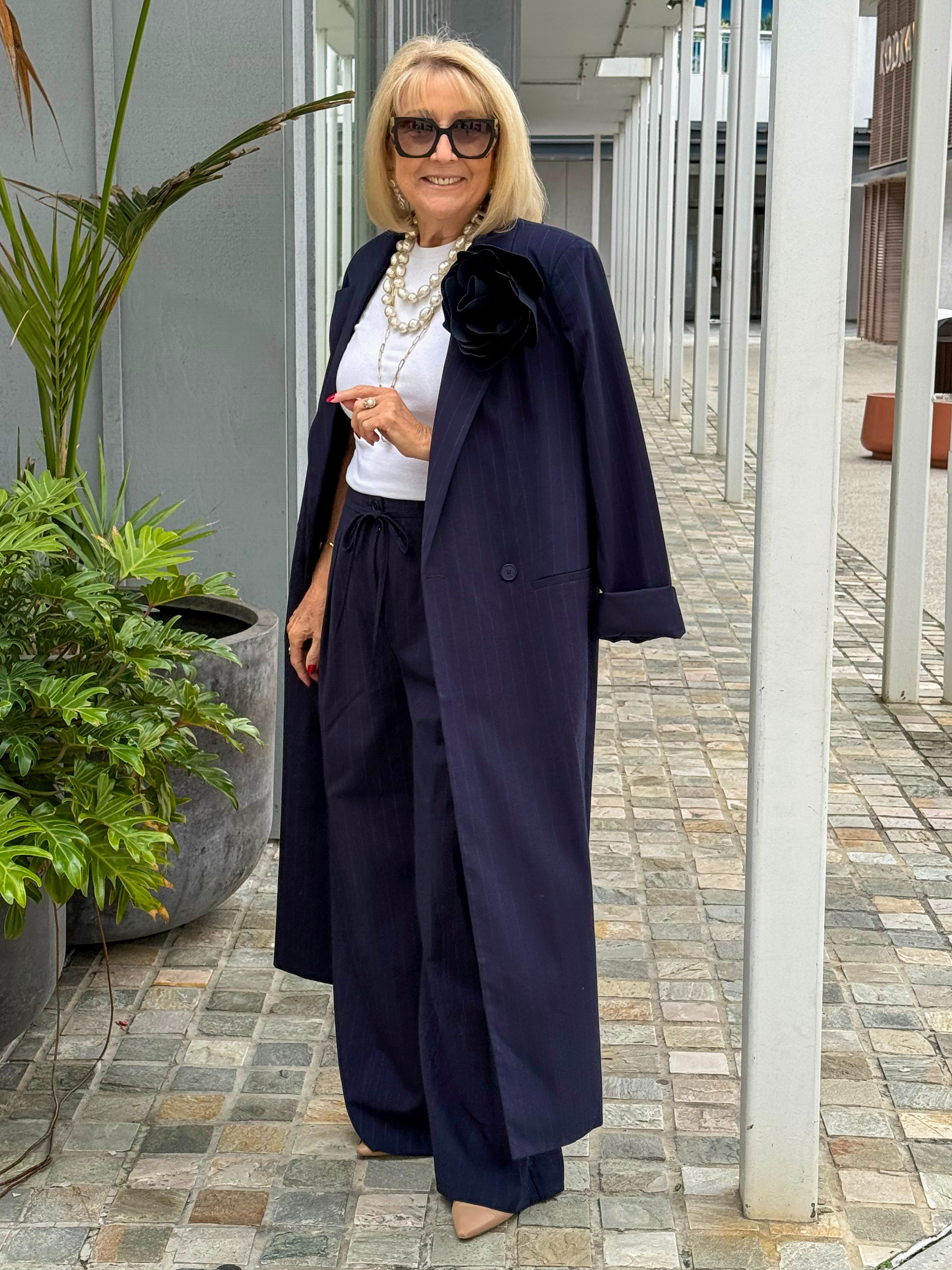 STYLING ON A BUDGET! 💙

You don't need to spend a fortune to look stylish. This chic outfit cost under $100 for BOTH the jacket and pants!

The best part? A simple swap completely transforms the look. You could style the jacket with jeans for an effortless everyday outfit that works for lunch, shopping, travel, or coffee with friends.

🛍 SHOP the looks:
https://linktr.ee/thiswiththis

💙 SUBSCRIBE to my newsletter:
https://tr.ee/nQ2FfYE4V8
 

 #LTKaustralia #LTKwinter #LTKover50style