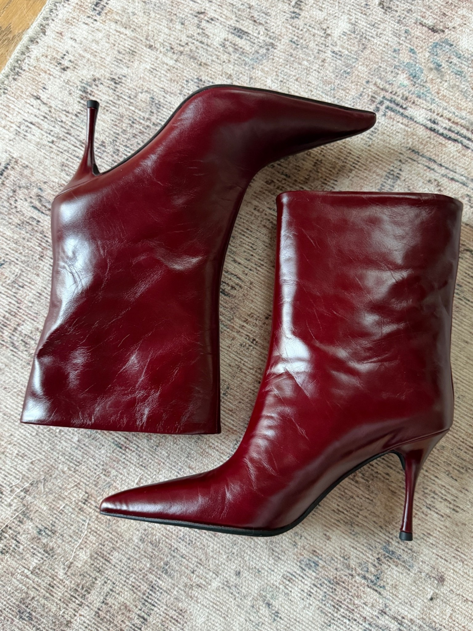 The coolest stiletto booties! Fit tts, gorgeous shade of wine 🍷

#LTKootd #LTKstorytime #LTKSeasonal