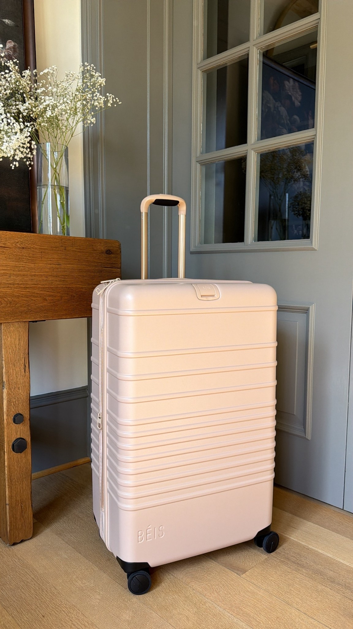Neutral luggage, luxury luggage, matching luggage set

#LTKTravel #LTKdayinmylife