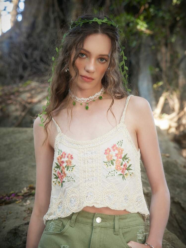 ROMWE Floral Embroidery Hollow Out Cami Top | SHEIN