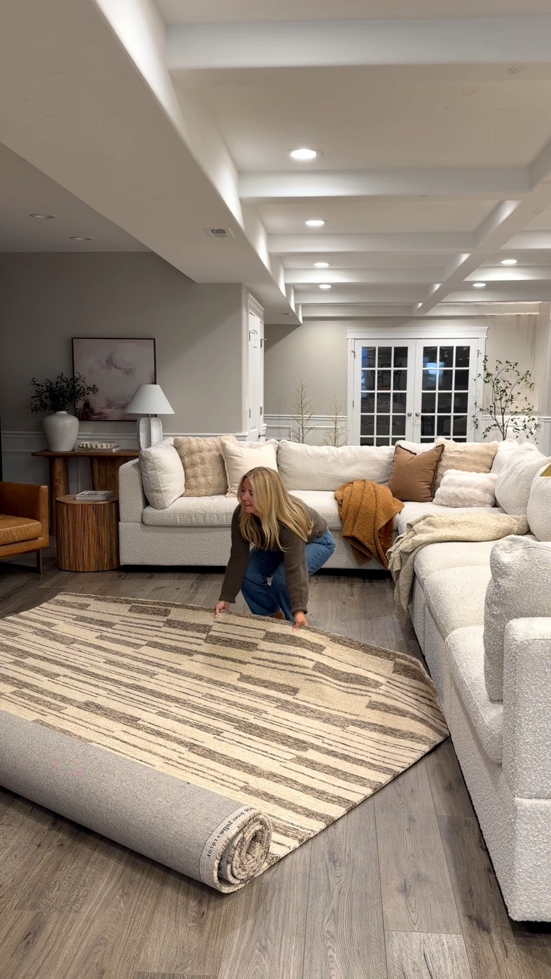 Second most asked about rug in our home ✨

#LTKHome #LTKSaleAlert