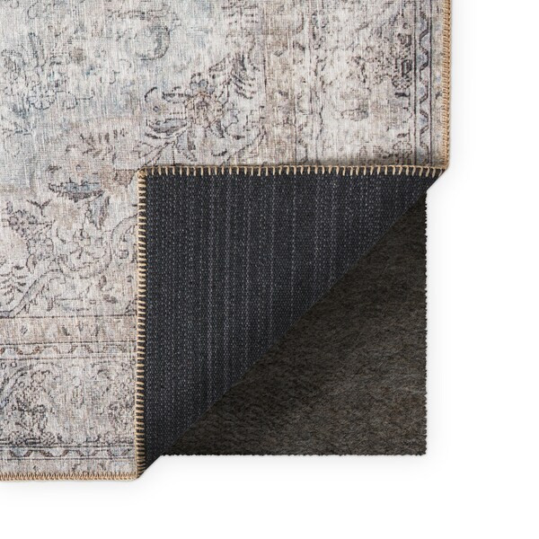 Alexander Home Tremezzina Printed Medallian Distressed Shabby Chic Rug - 7'6" x 9'6" | Bed Bath & Beyond