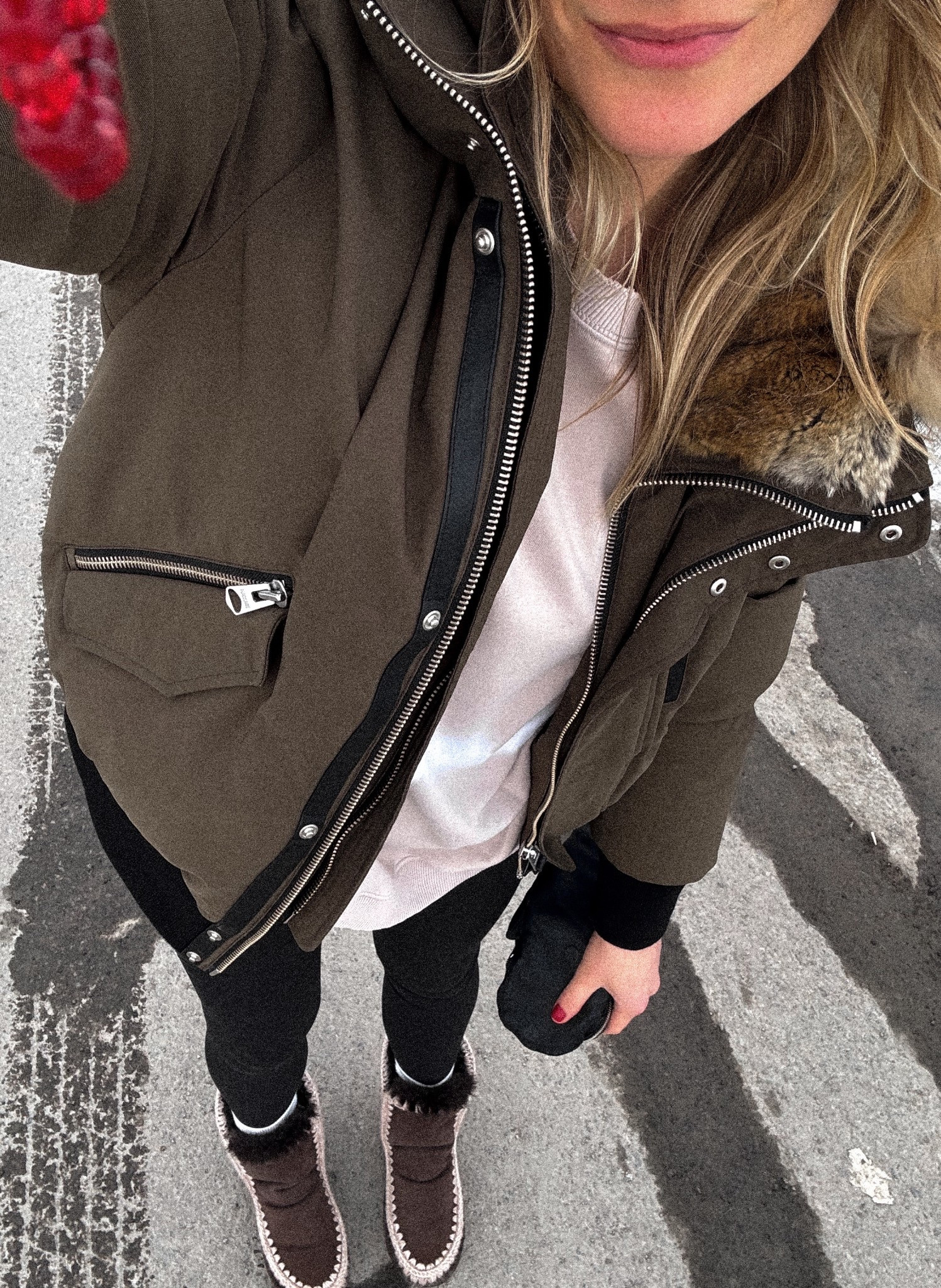 School drop off outfit

Align leggings, Mou boots & men’s Mackage bomber (so warm, size small)

#LTKOver40 #LTKmomlife #LTKSeasonal